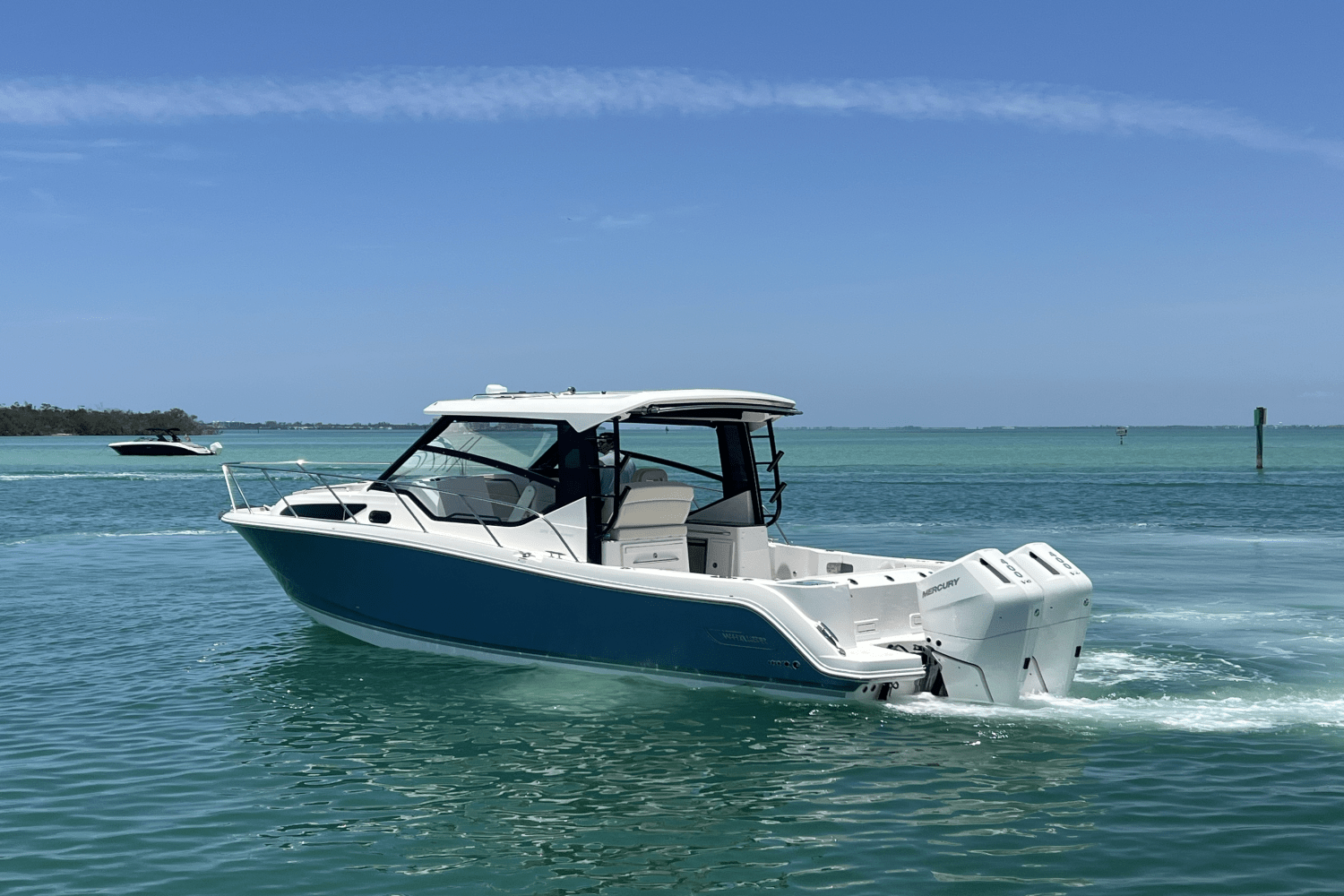 2025 Boston Whaler 325 Conquest Image Thumbnail #5