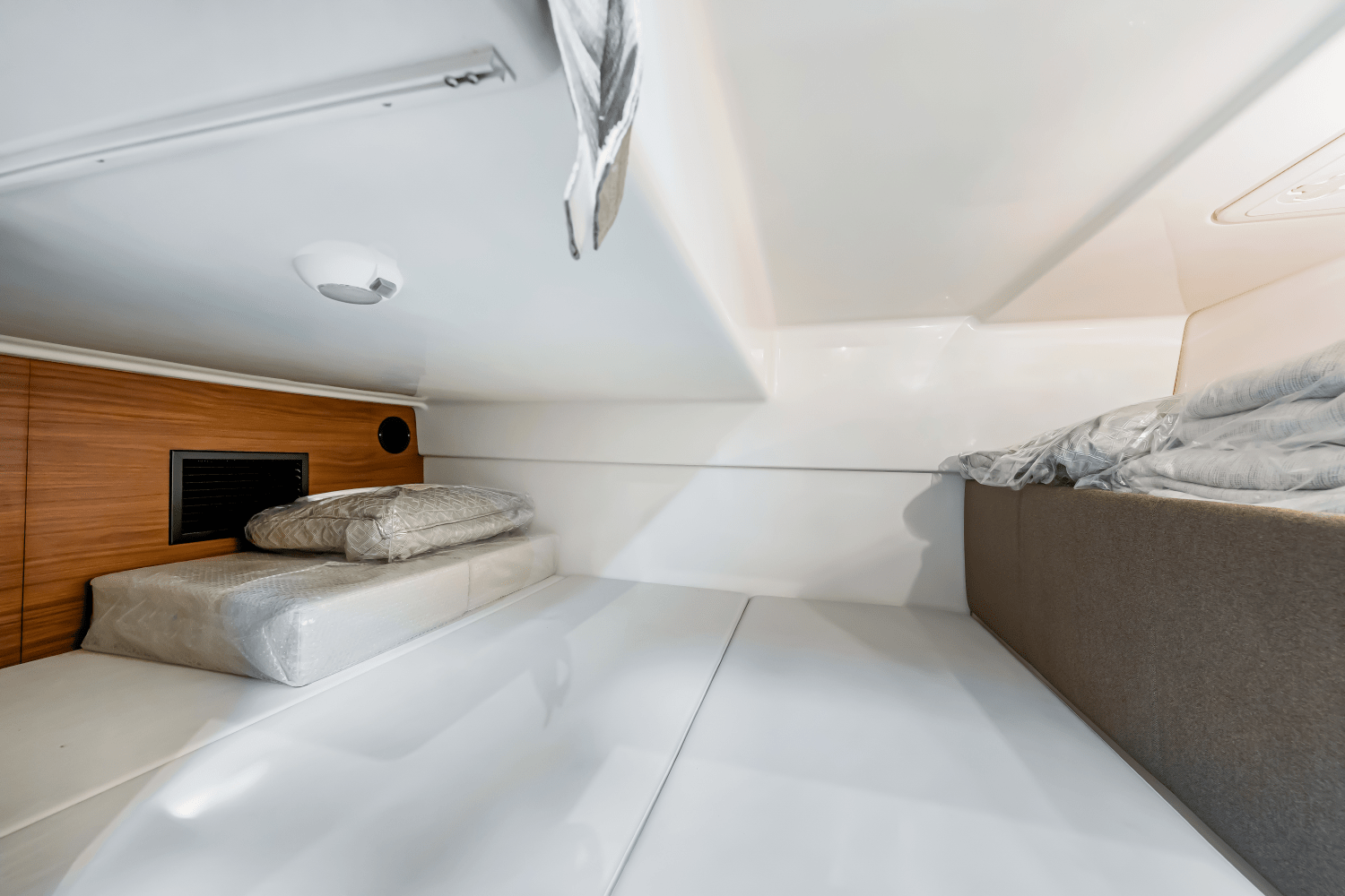 2025 Boston Whaler 325 Conquest Image Thumbnail #67