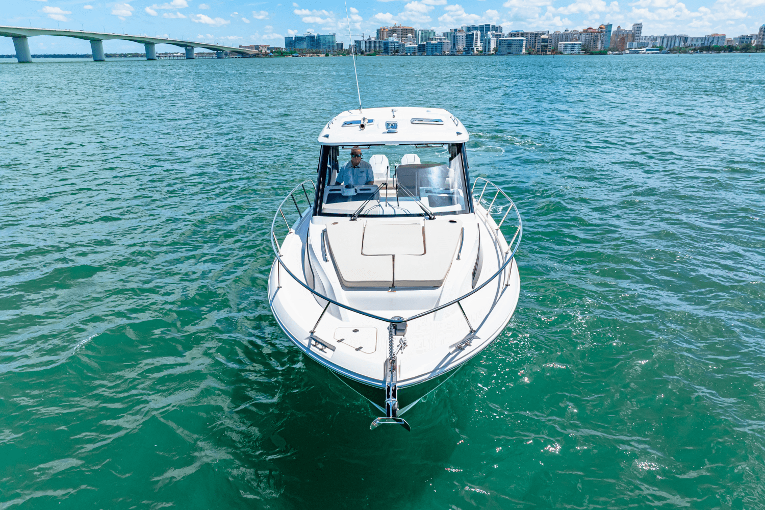 2025 Boston Whaler 325 Conquest Image Thumbnail #18