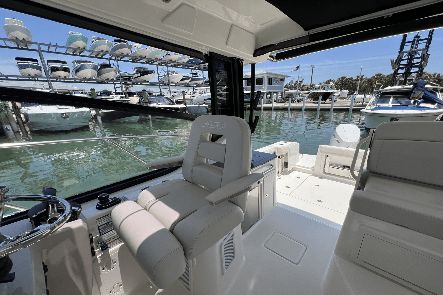 2025 Boston Whaler 325 Conquest Image Thumbnail #22