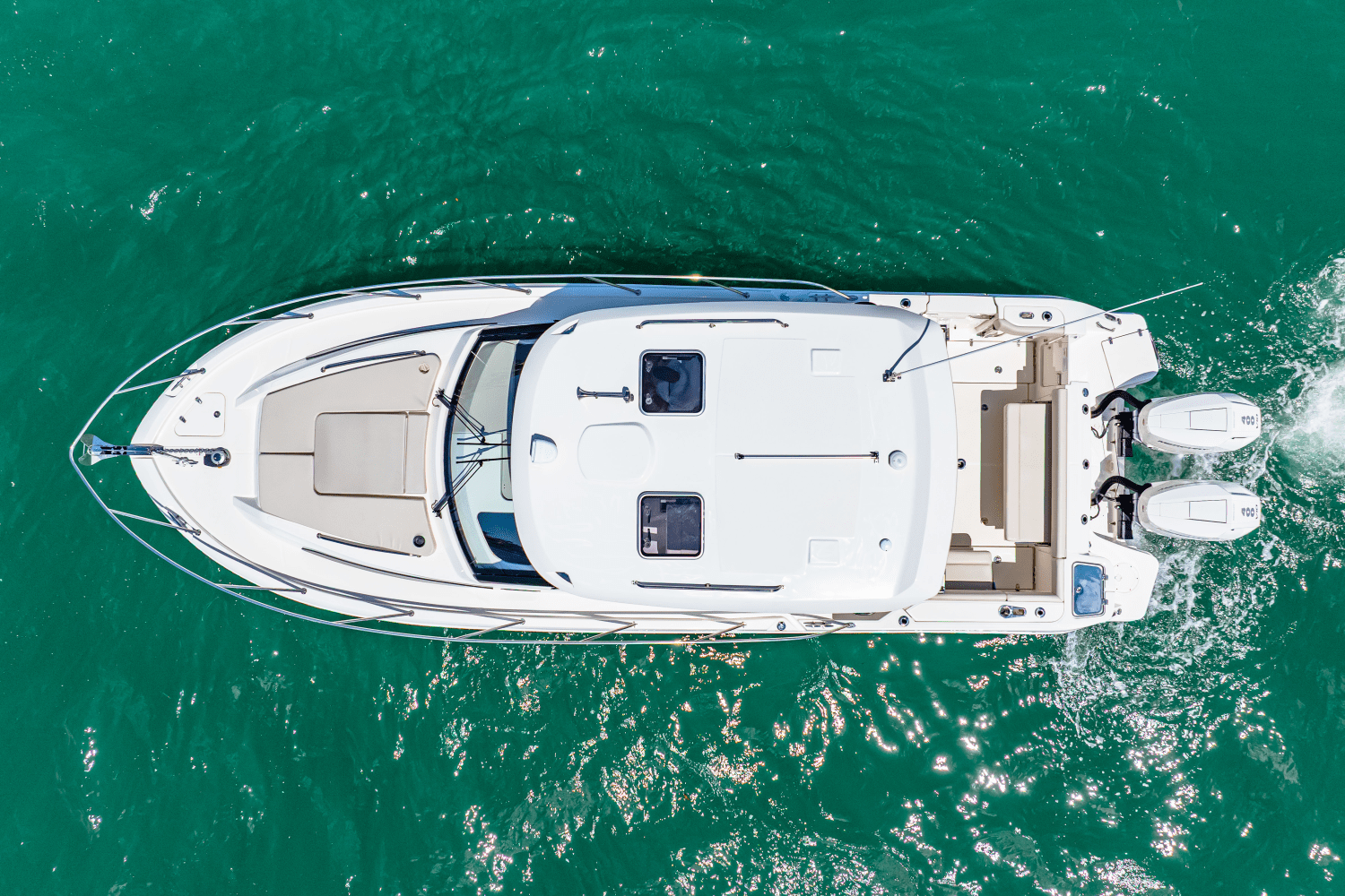 2025 Boston Whaler 325 Conquest Image Thumbnail #17
