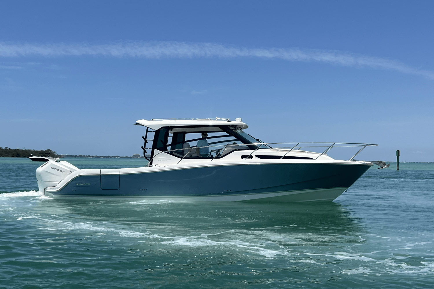 2025 Boston Whaler 325 Conquest Image Thumbnail #3