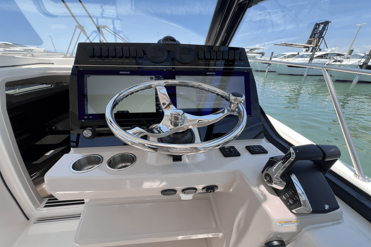 2025 Boston Whaler 325 Conquest Image Thumbnail #24