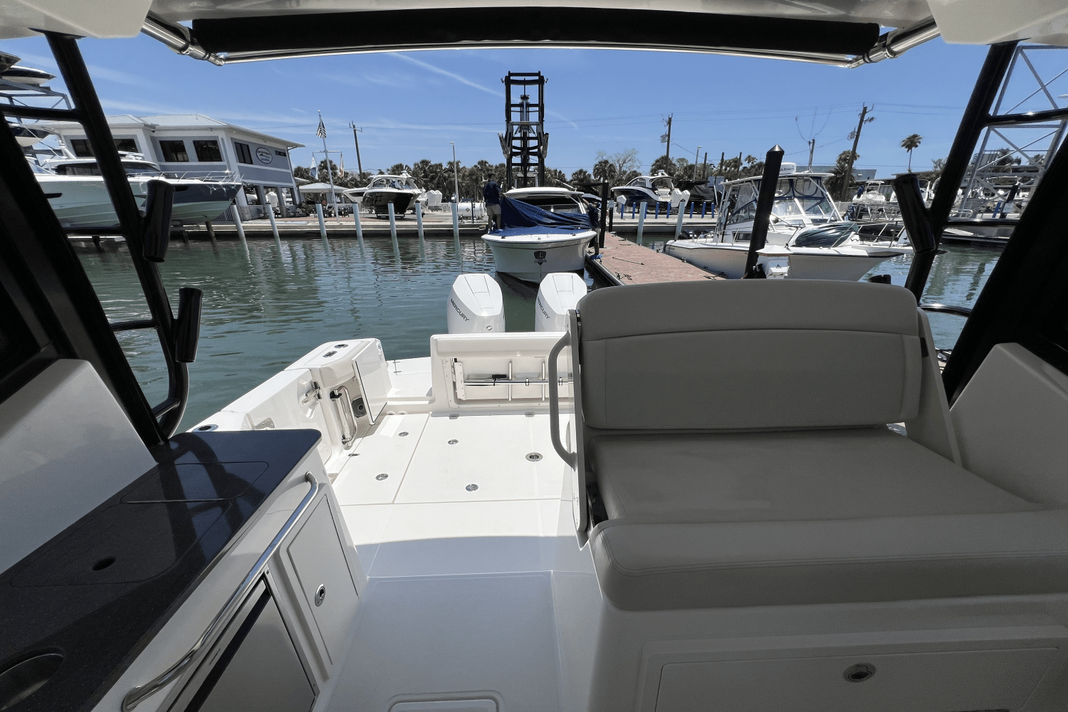 2025 Boston Whaler 325 Conquest Image Thumbnail #35