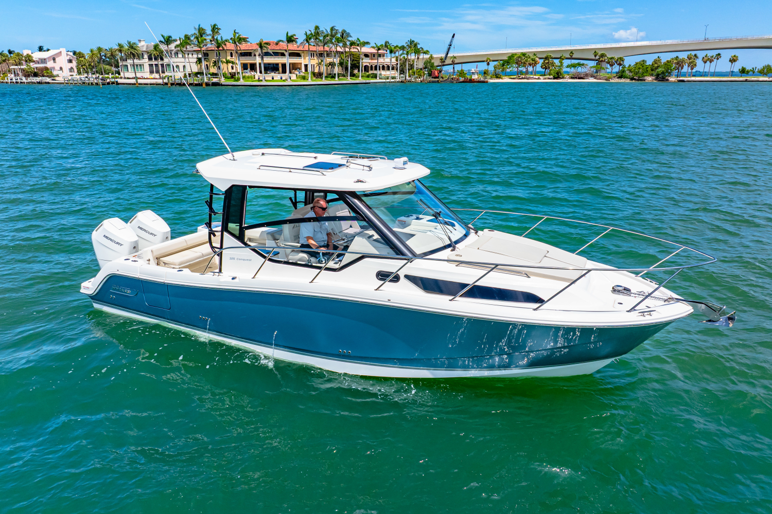 2025 Boston Whaler 325 Conquest Image Thumbnail #2