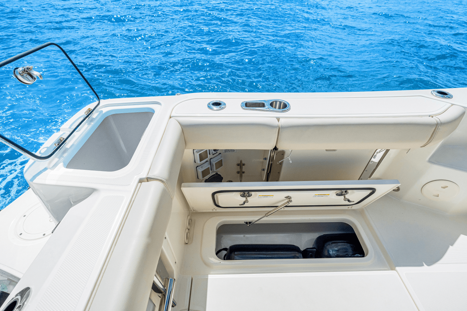 2025 Boston Whaler 325 Conquest Image Thumbnail #20