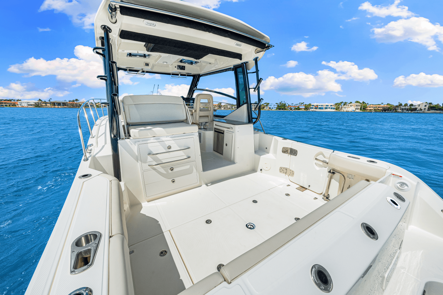 2025 Boston Whaler 325 Conquest Image Thumbnail #54
