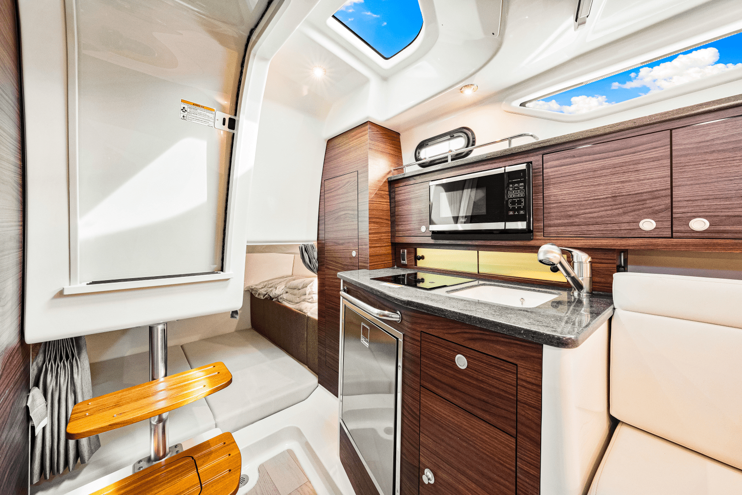 2025 Boston Whaler 325 Conquest Image Thumbnail #66