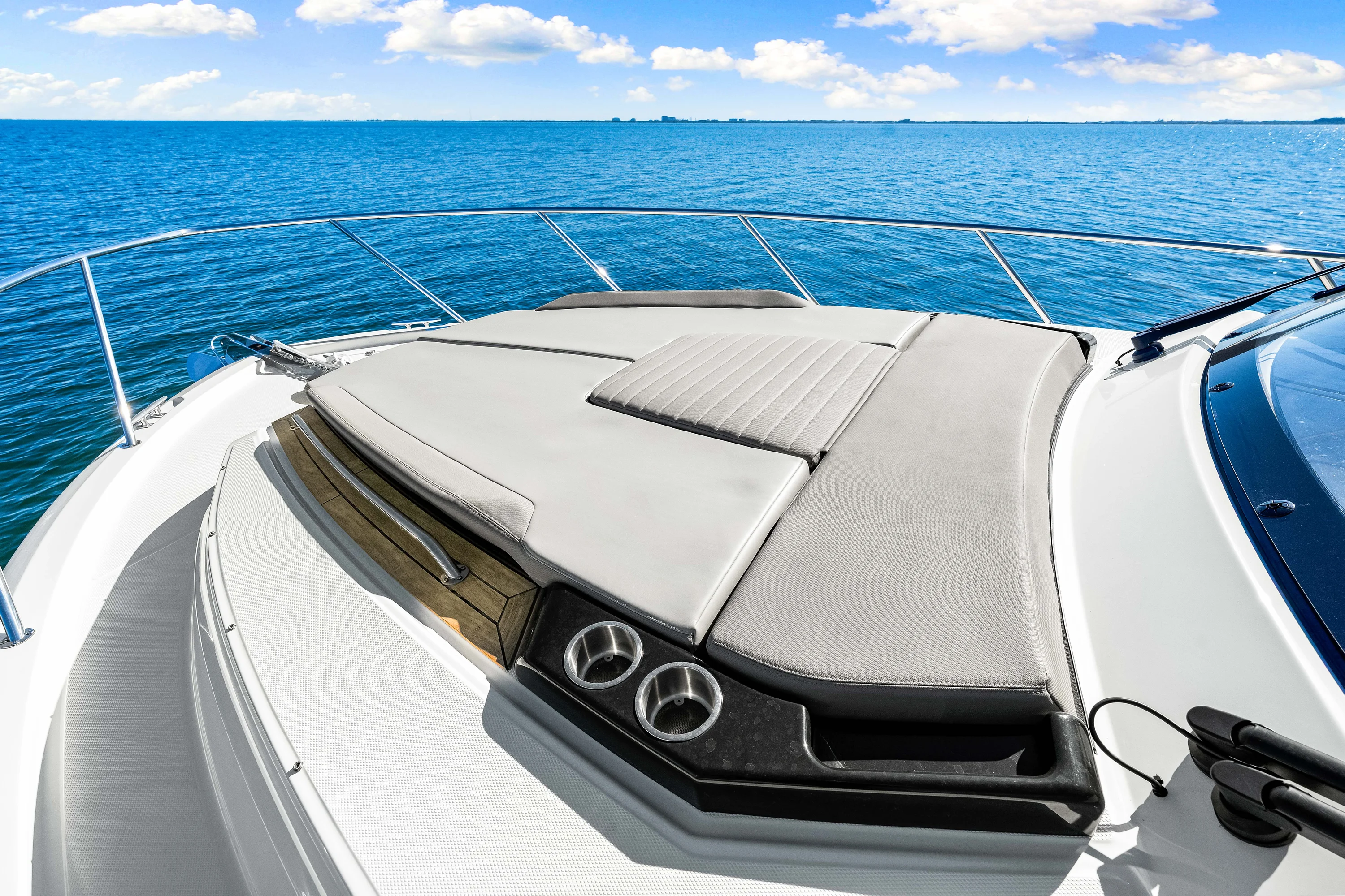 2025 Boston Whaler 365 Conquest Image Thumbnail #58