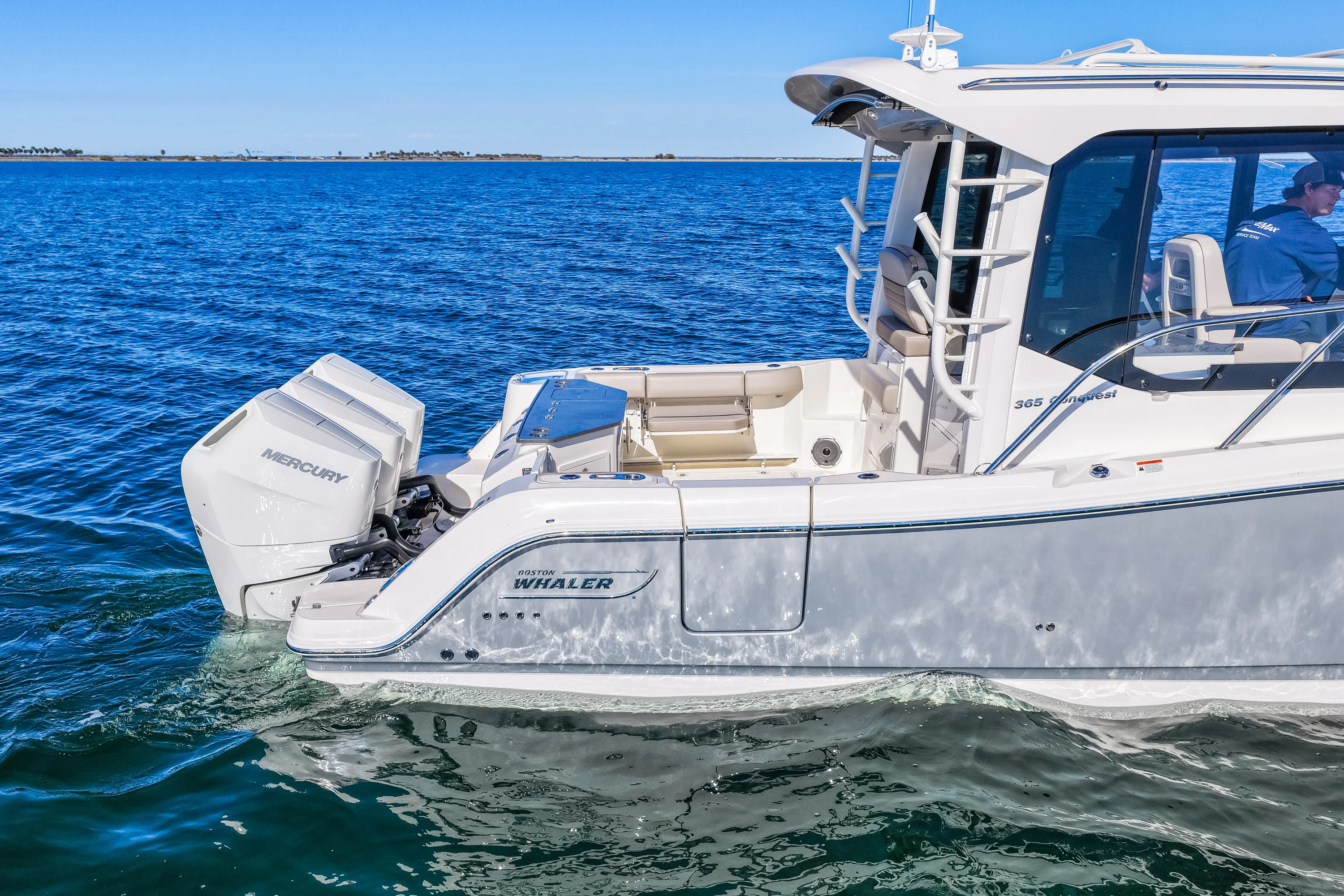 2025 Boston Whaler 365 Conquest Image Thumbnail #15