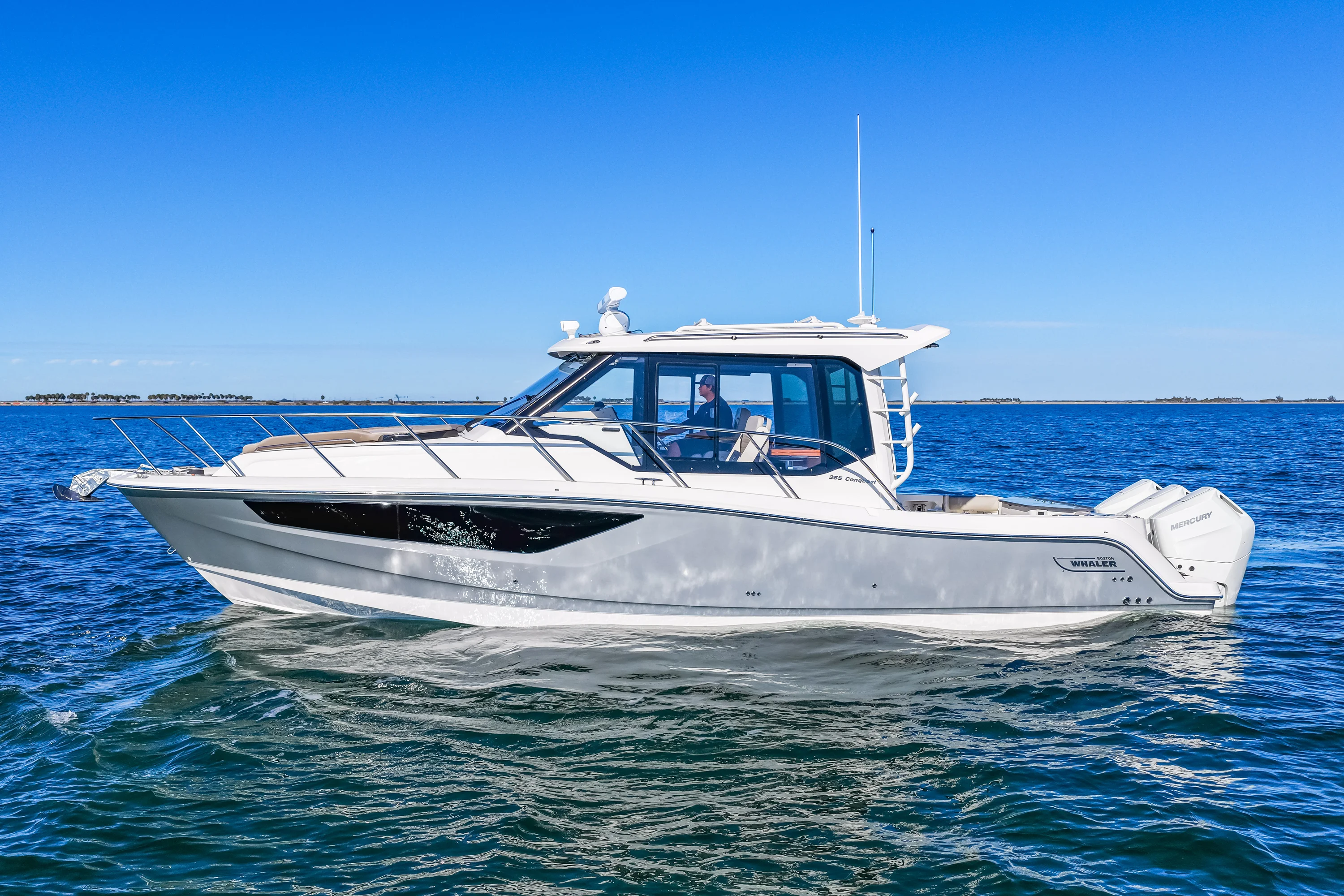 2025 Boston Whaler 365 Conquest Image Thumbnail #2