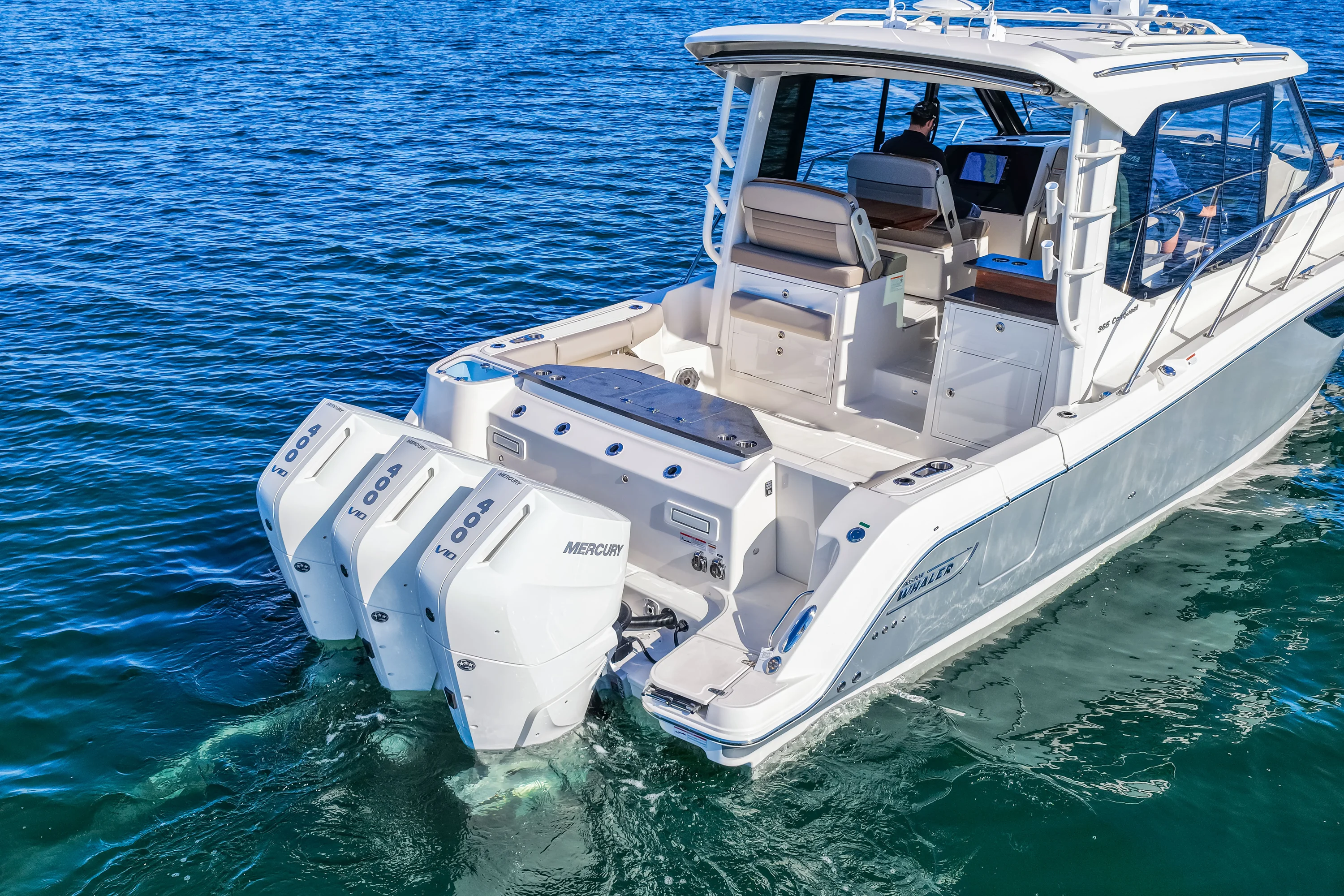 2025 Boston Whaler 365 Conquest Image Thumbnail #14