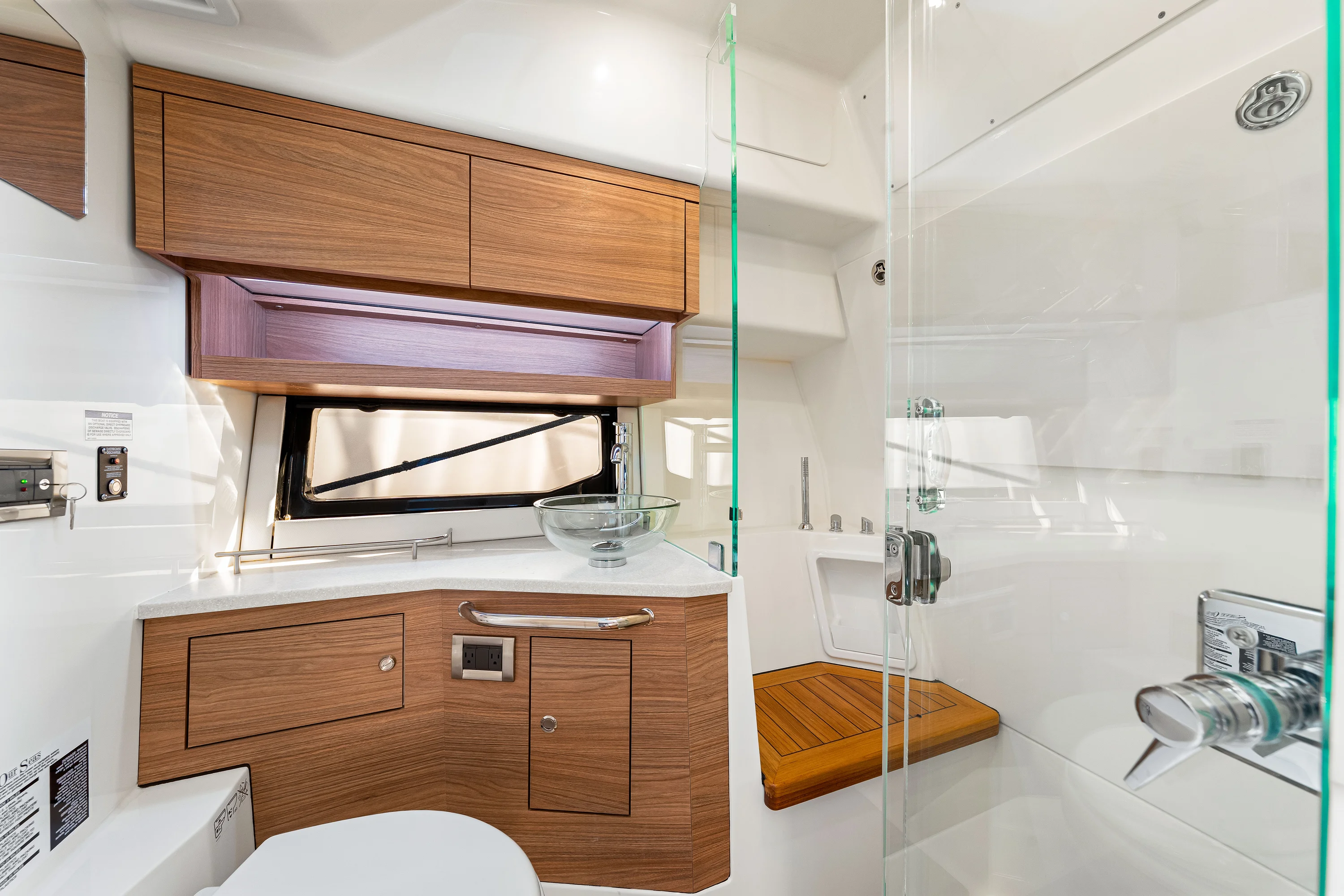 2025 Boston Whaler 365 Conquest Image Thumbnail #69