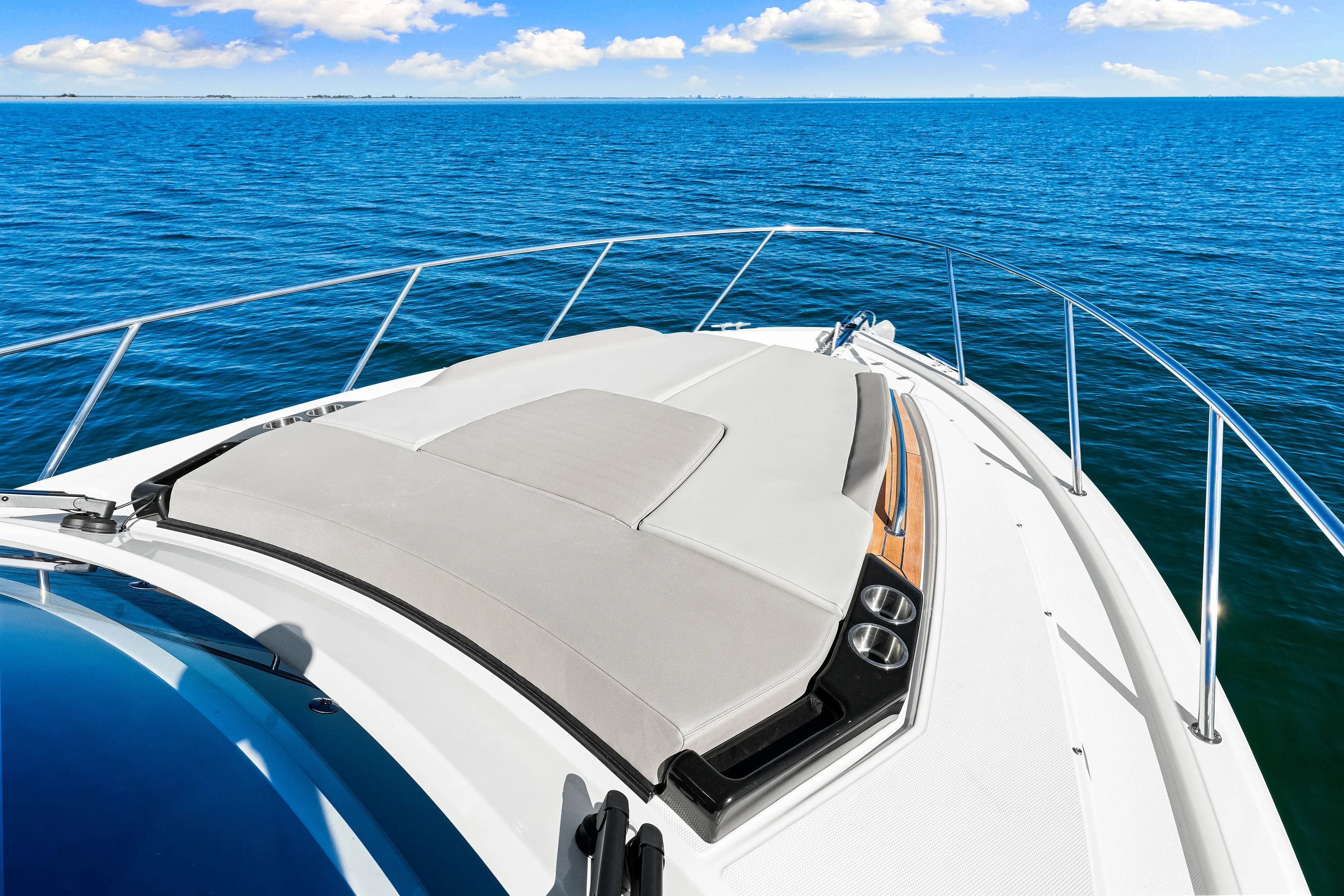 2025 Boston Whaler 365 Conquest Image Thumbnail #57