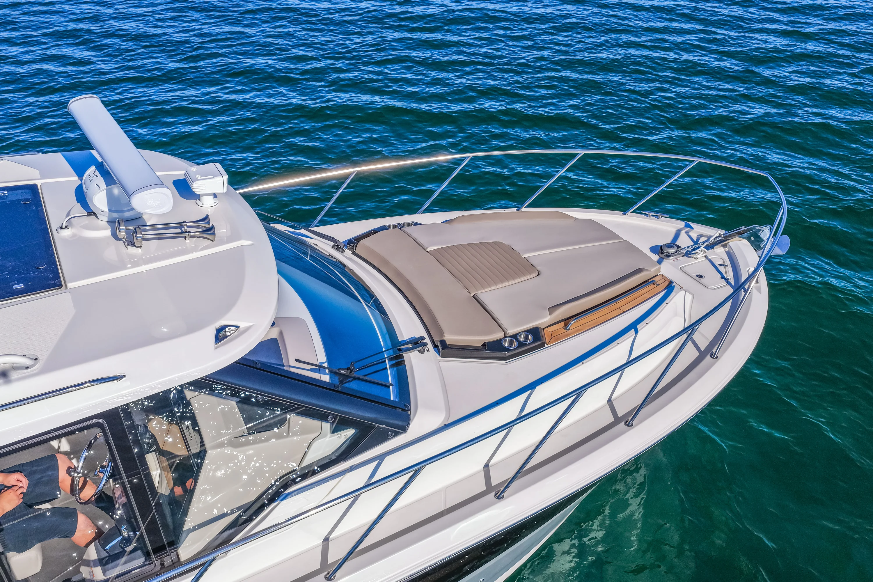 2025 Boston Whaler 365 Conquest Image Thumbnail #17