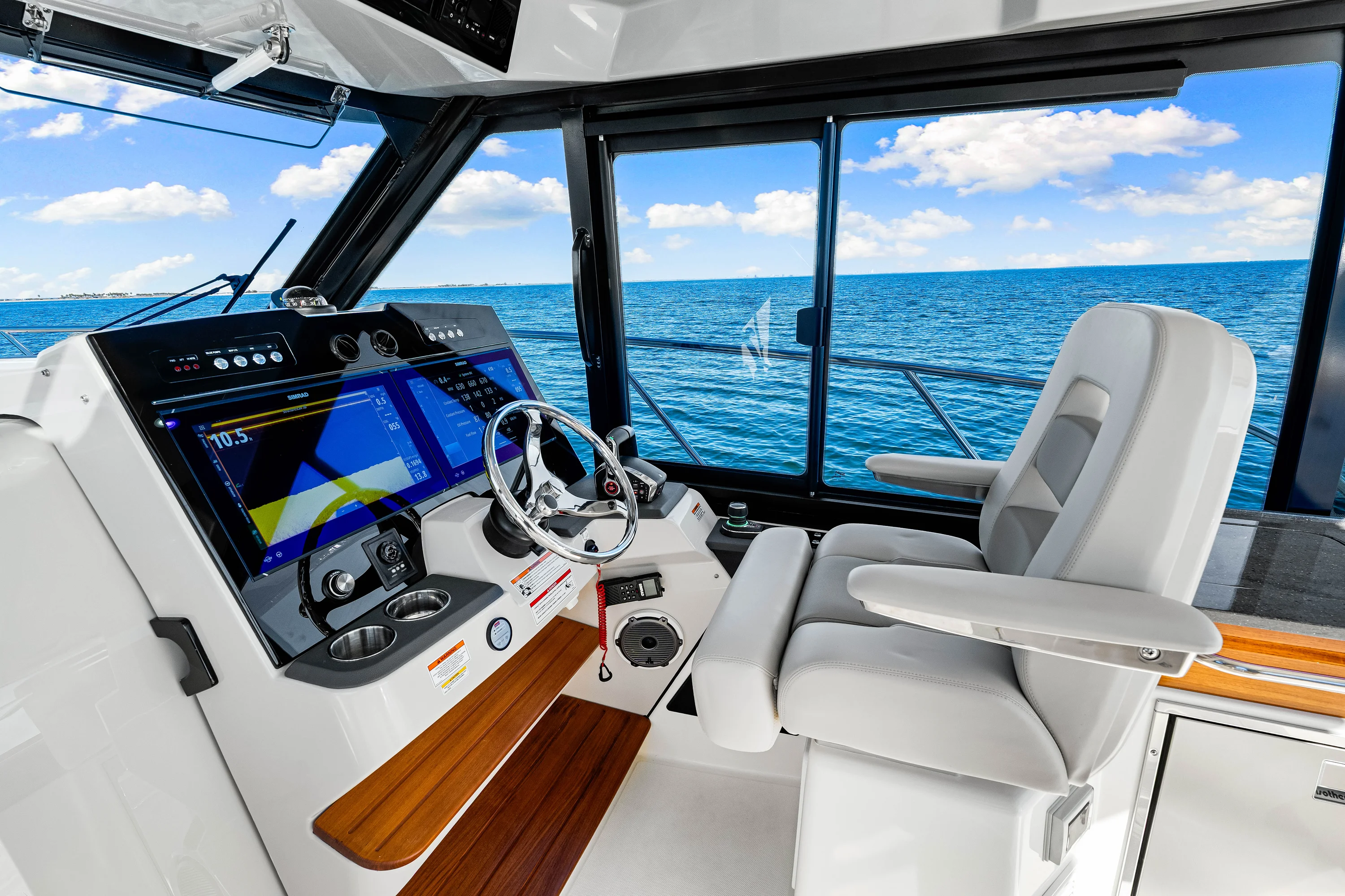 2025 Boston Whaler 365 Conquest Image Thumbnail #51