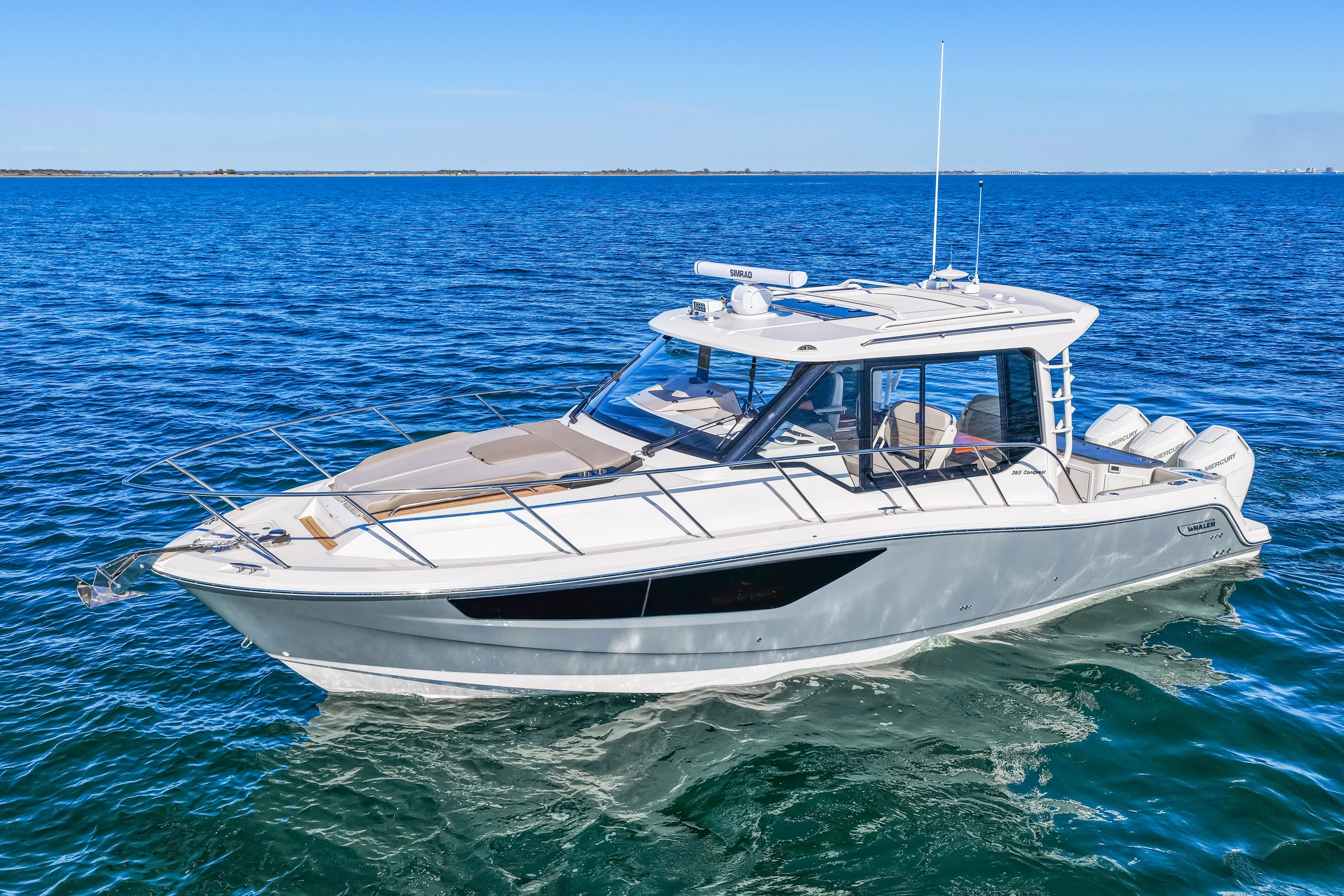 2025 Boston Whaler 365 Conquest Image Thumbnail #3