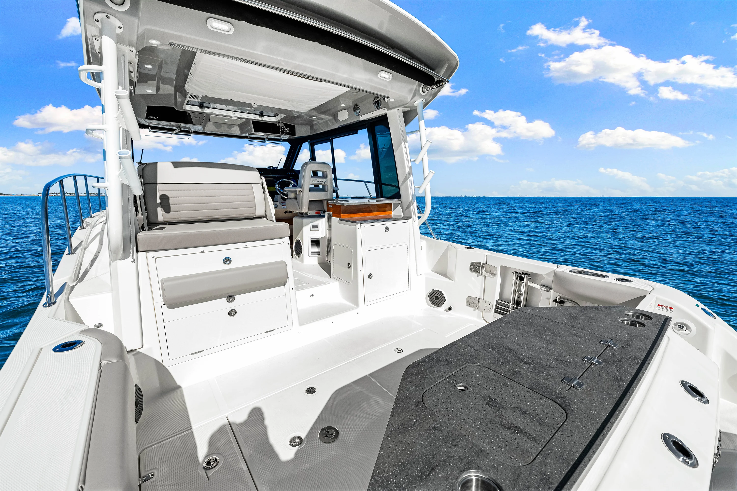 2025 Boston Whaler 365 Conquest Image Thumbnail #34