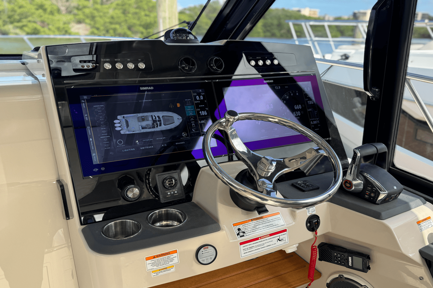 2025 Boston Whaler 365 Conquest Image Thumbnail #27