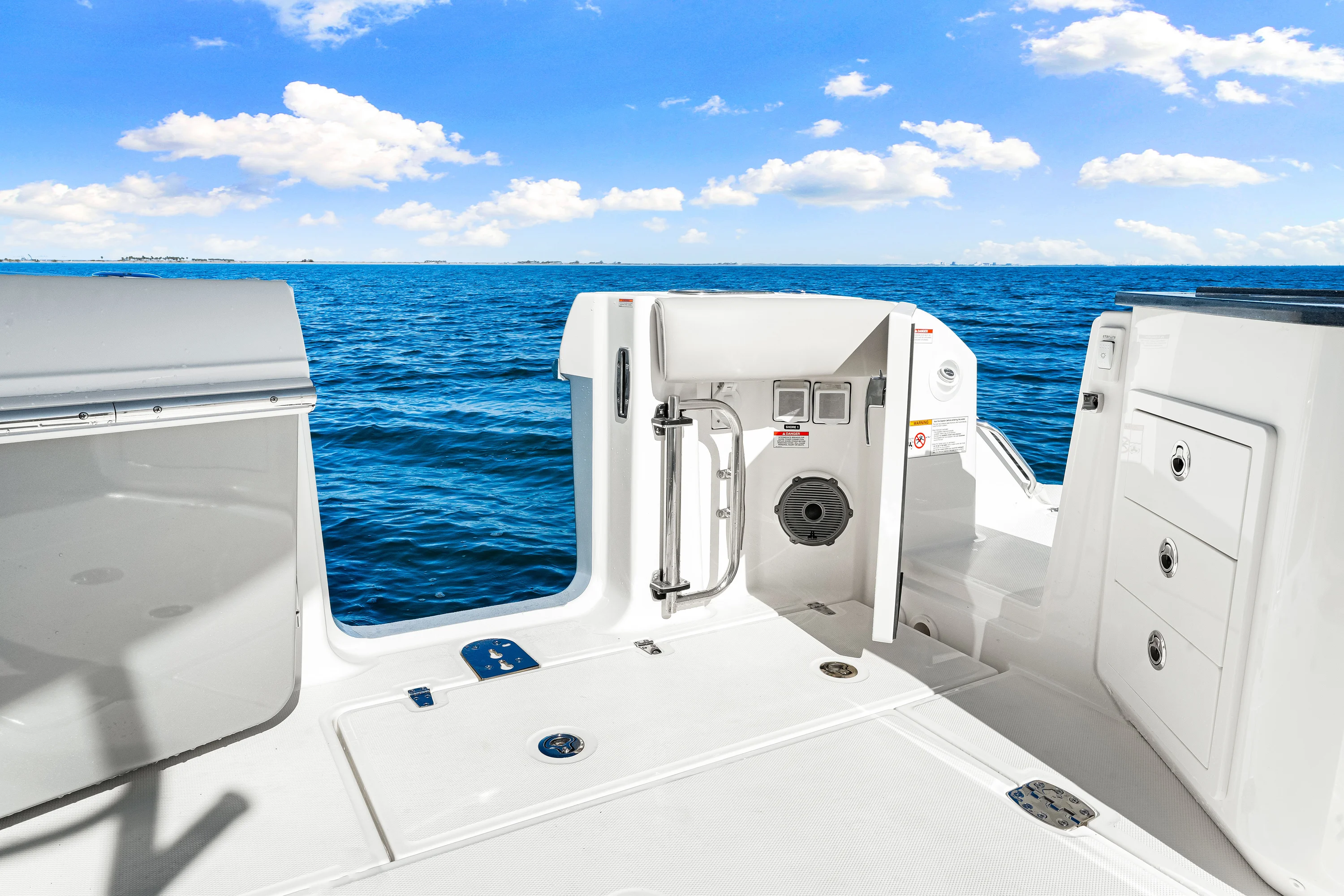 2025 Boston Whaler 365 Conquest Image Thumbnail #39