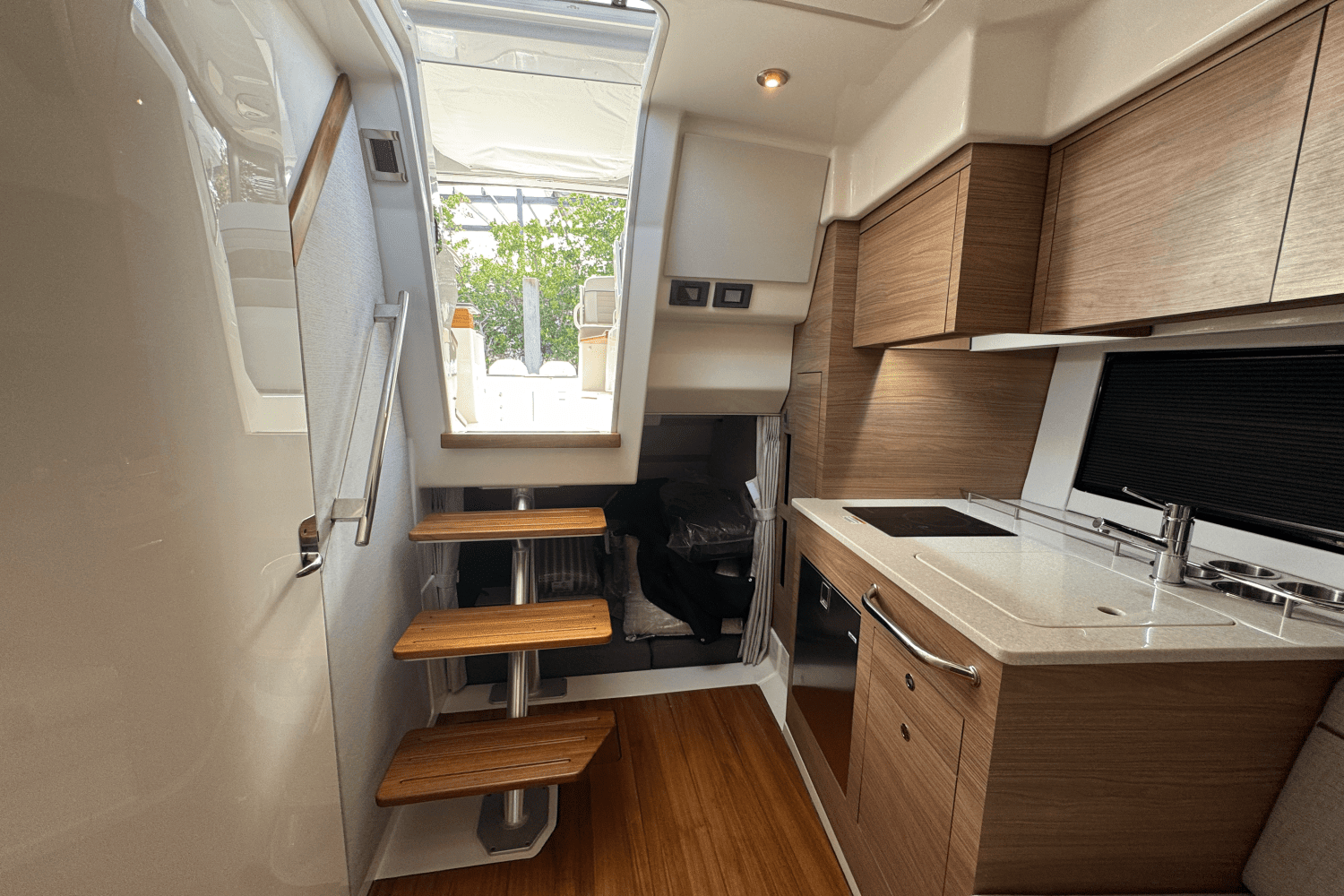 2025 Boston Whaler 365 Conquest Image Thumbnail #42