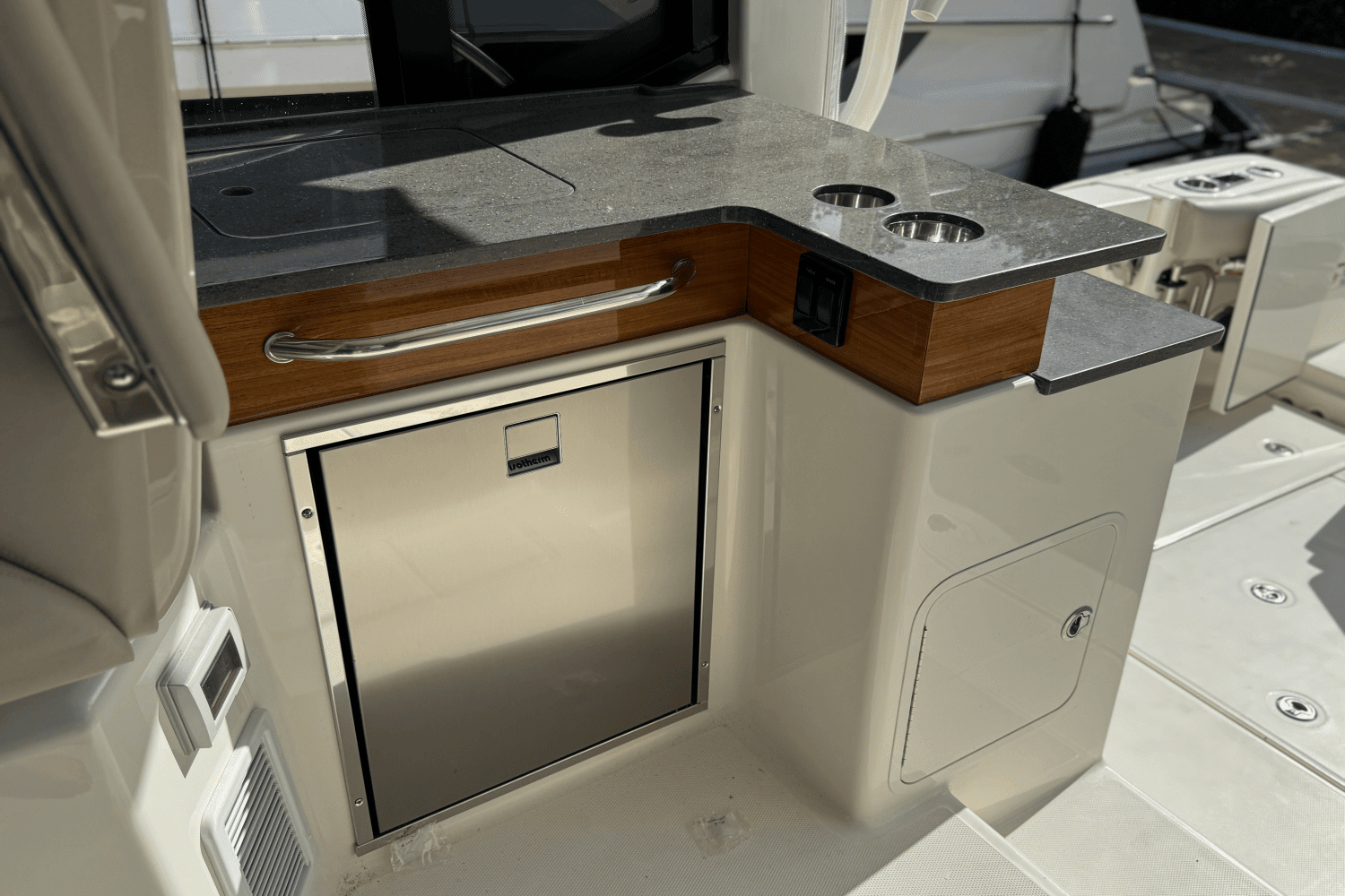 2025 Boston Whaler 365 Conquest Image Thumbnail #24