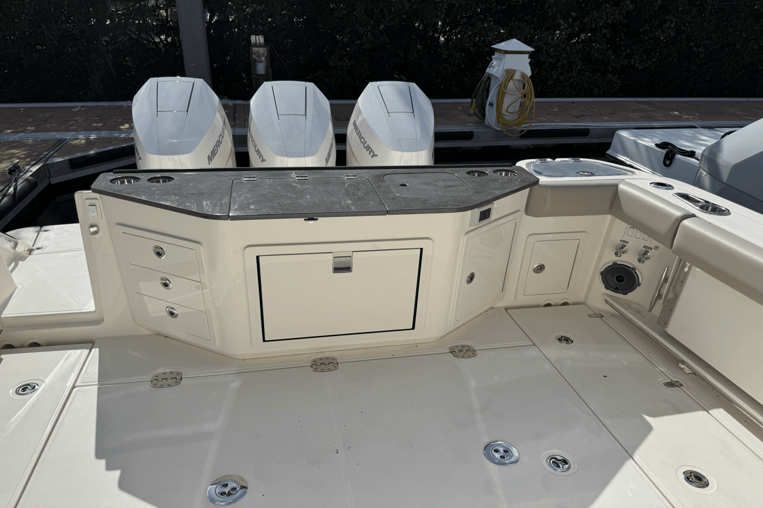 2025 Boston Whaler 365 Conquest Image Thumbnail #14