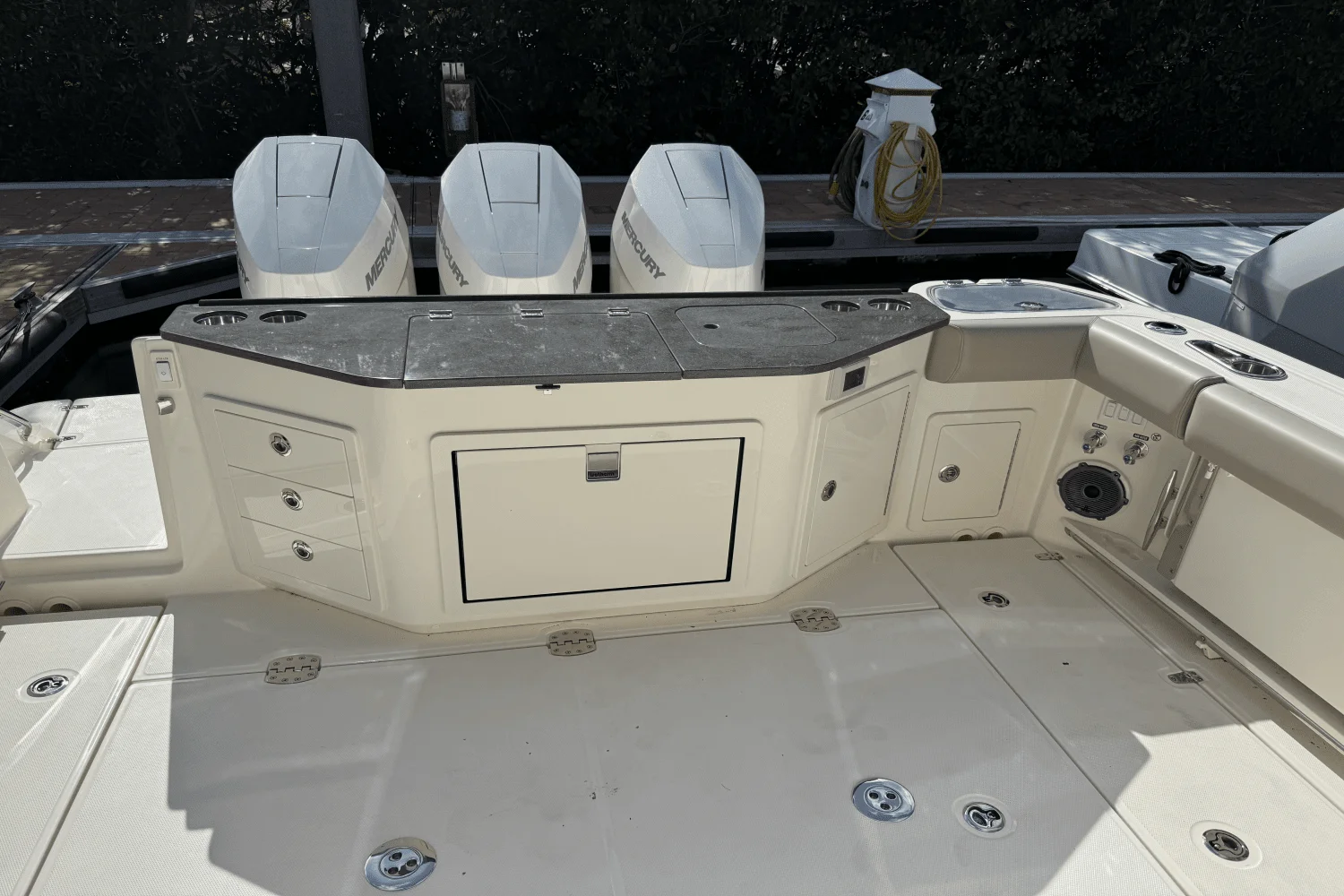 2025 Boston Whaler 365 Conquest Image Thumbnail #14