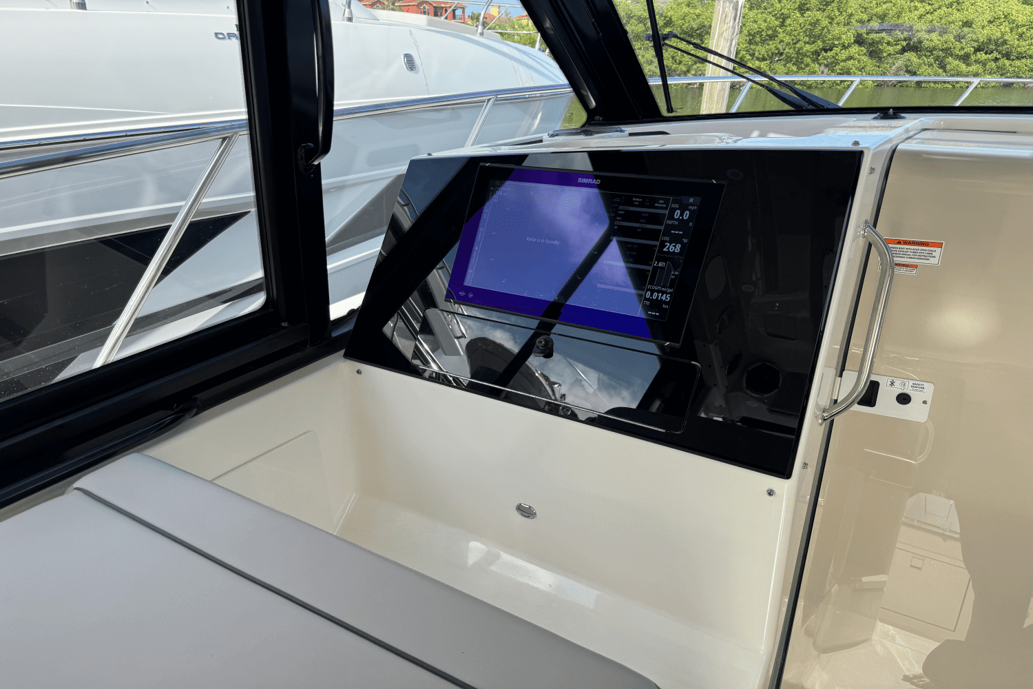 2025 Boston Whaler 365 Conquest Image Thumbnail #34