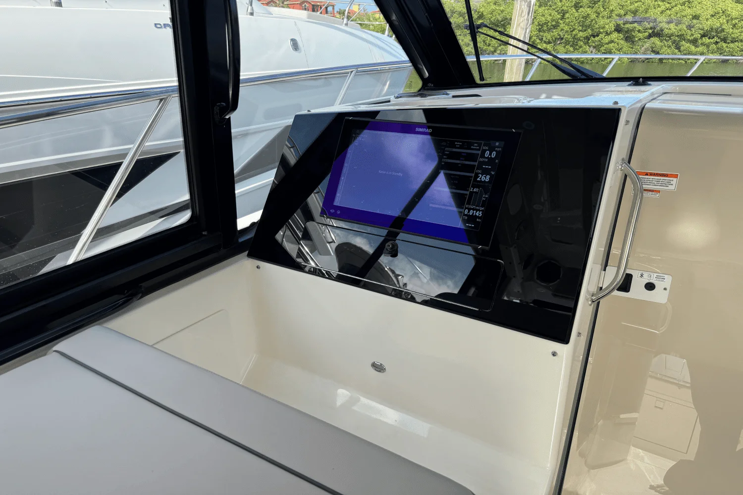 2025 Boston Whaler 365 Conquest Image Thumbnail #34