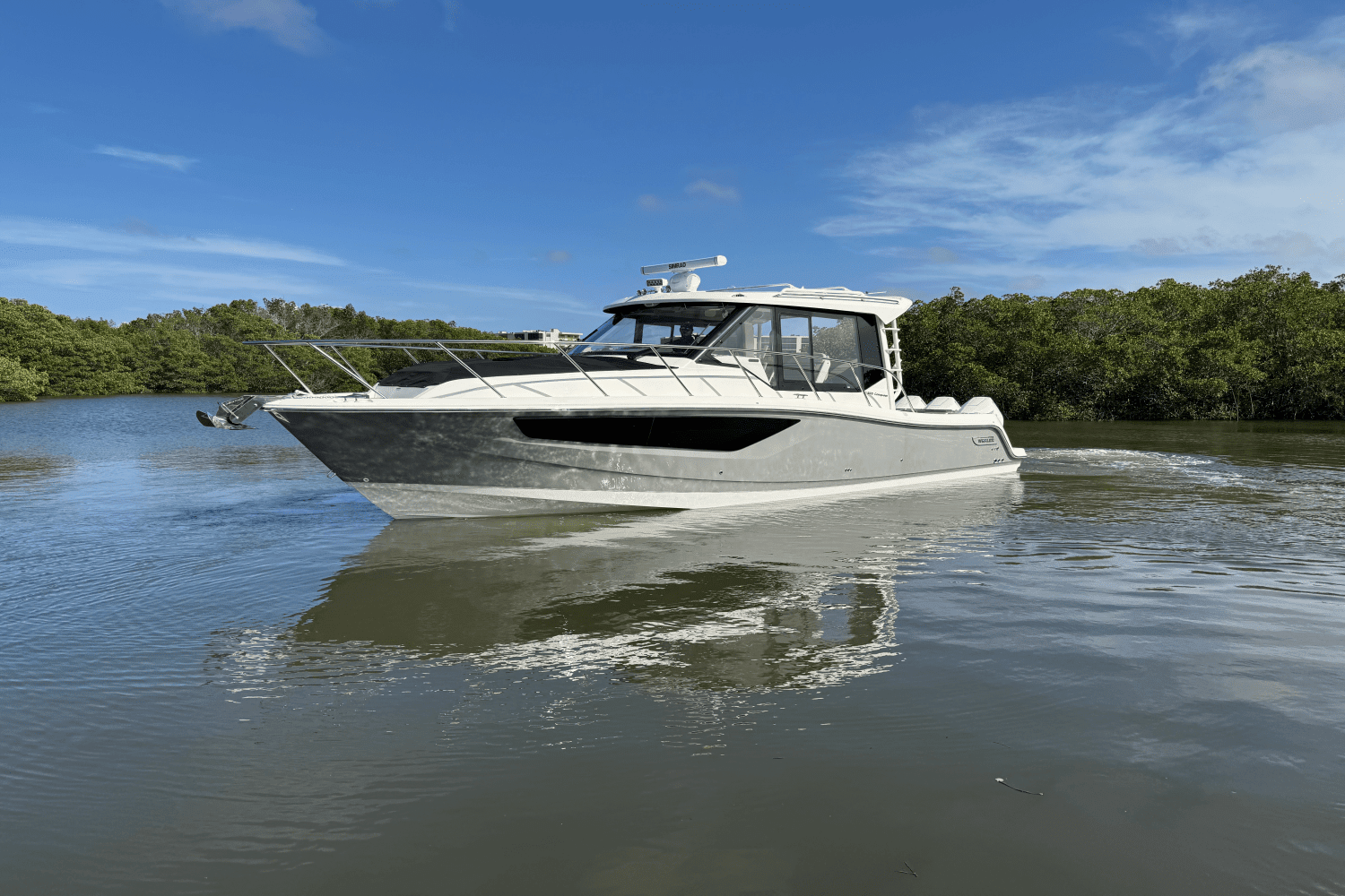 2025 Boston Whaler 365 Conquest Image Thumbnail #7