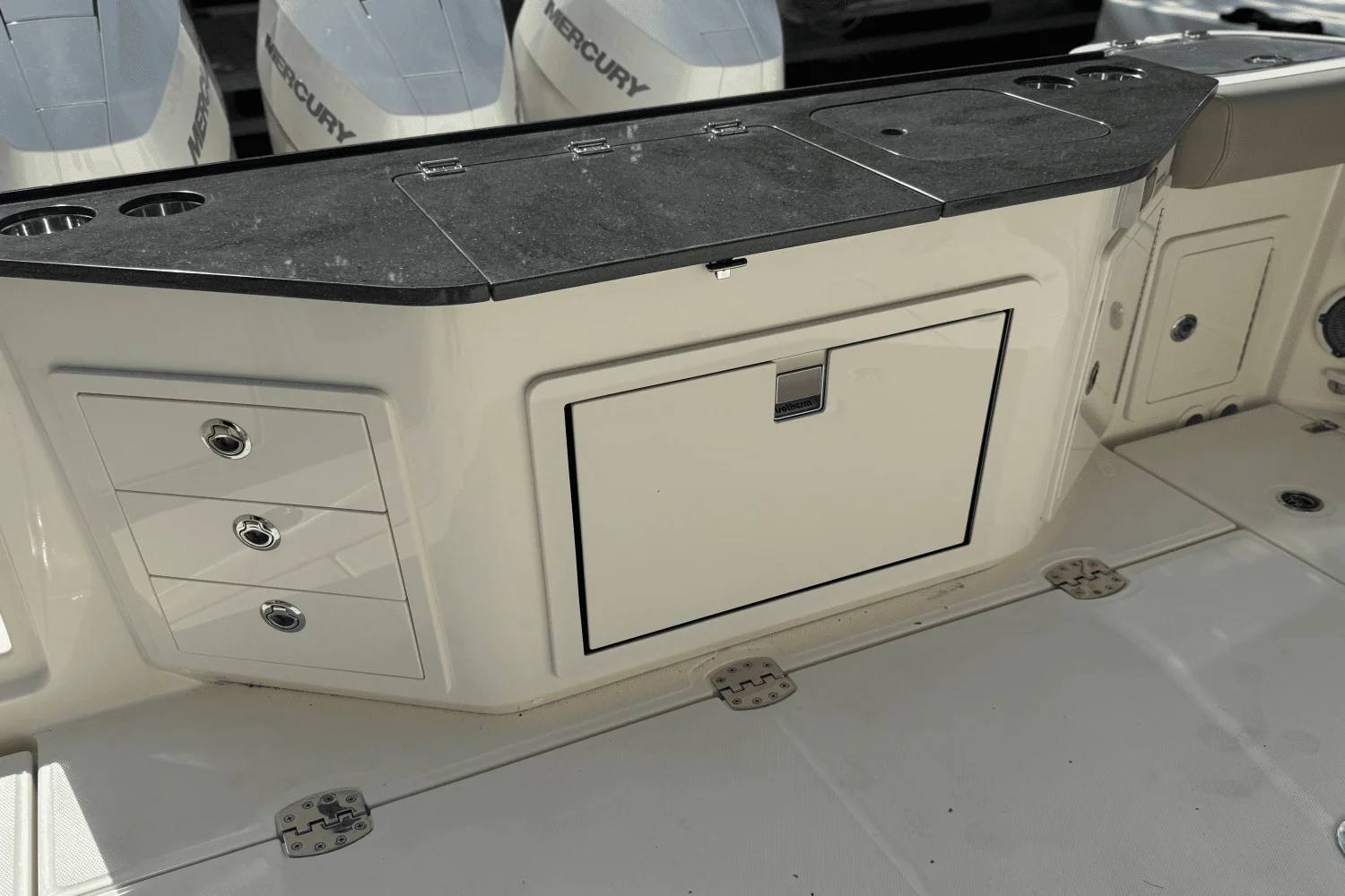 2025 Boston Whaler 365 Conquest Image Thumbnail #17