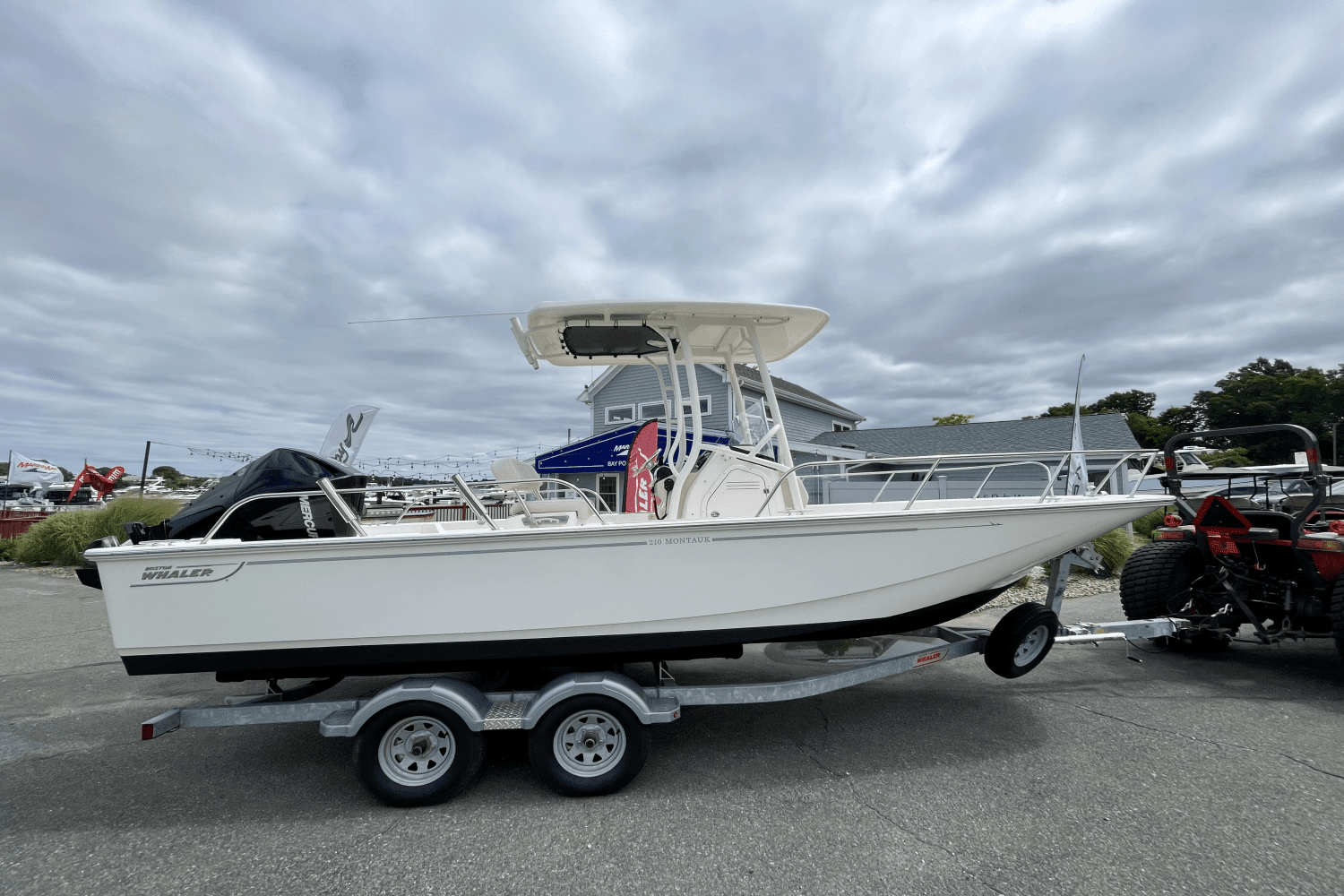 2022 Boston Whaler 210 Montauk Image Thumbnail #1