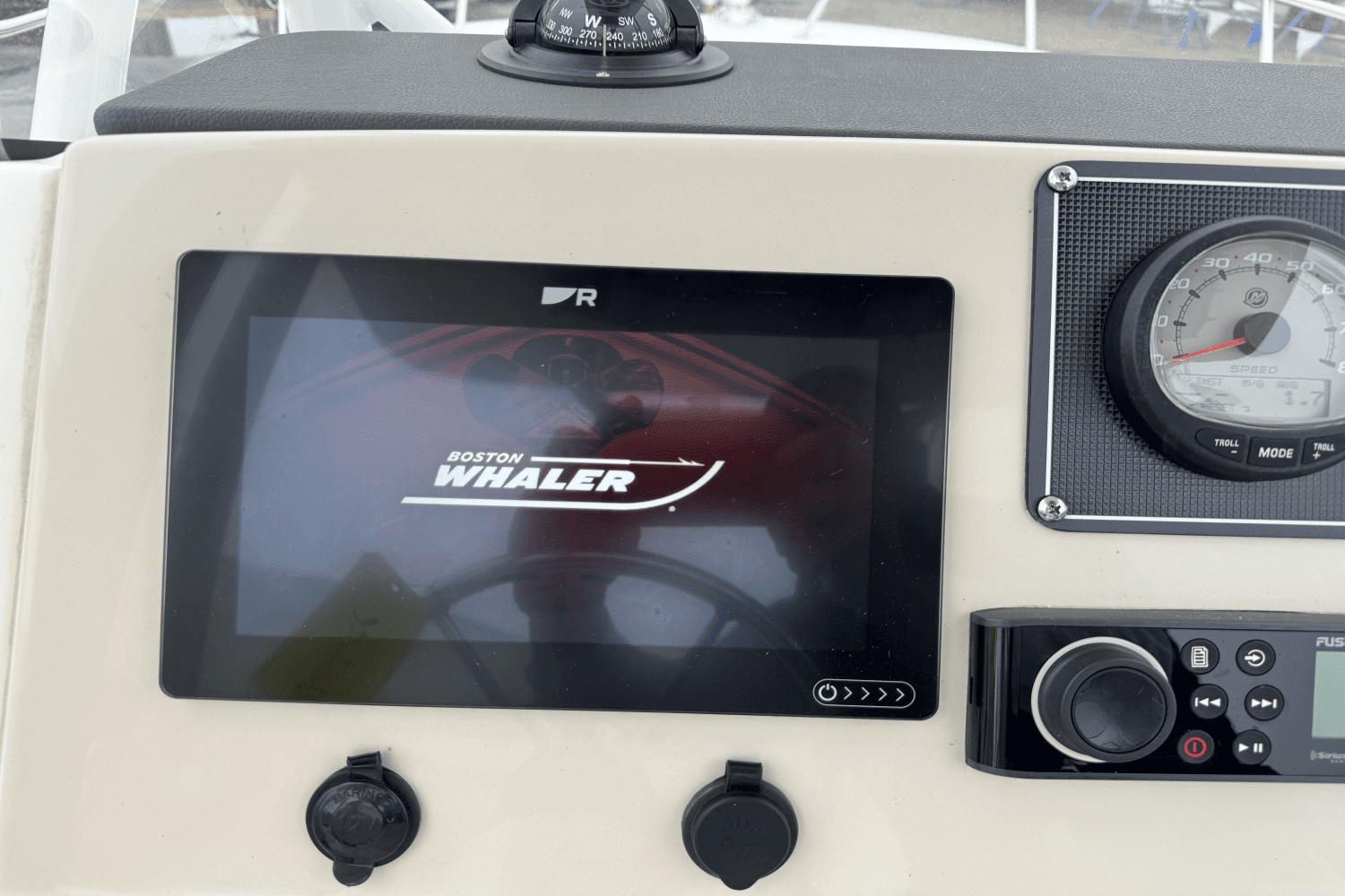 2022 Boston Whaler 210 Montauk Image Thumbnail #18