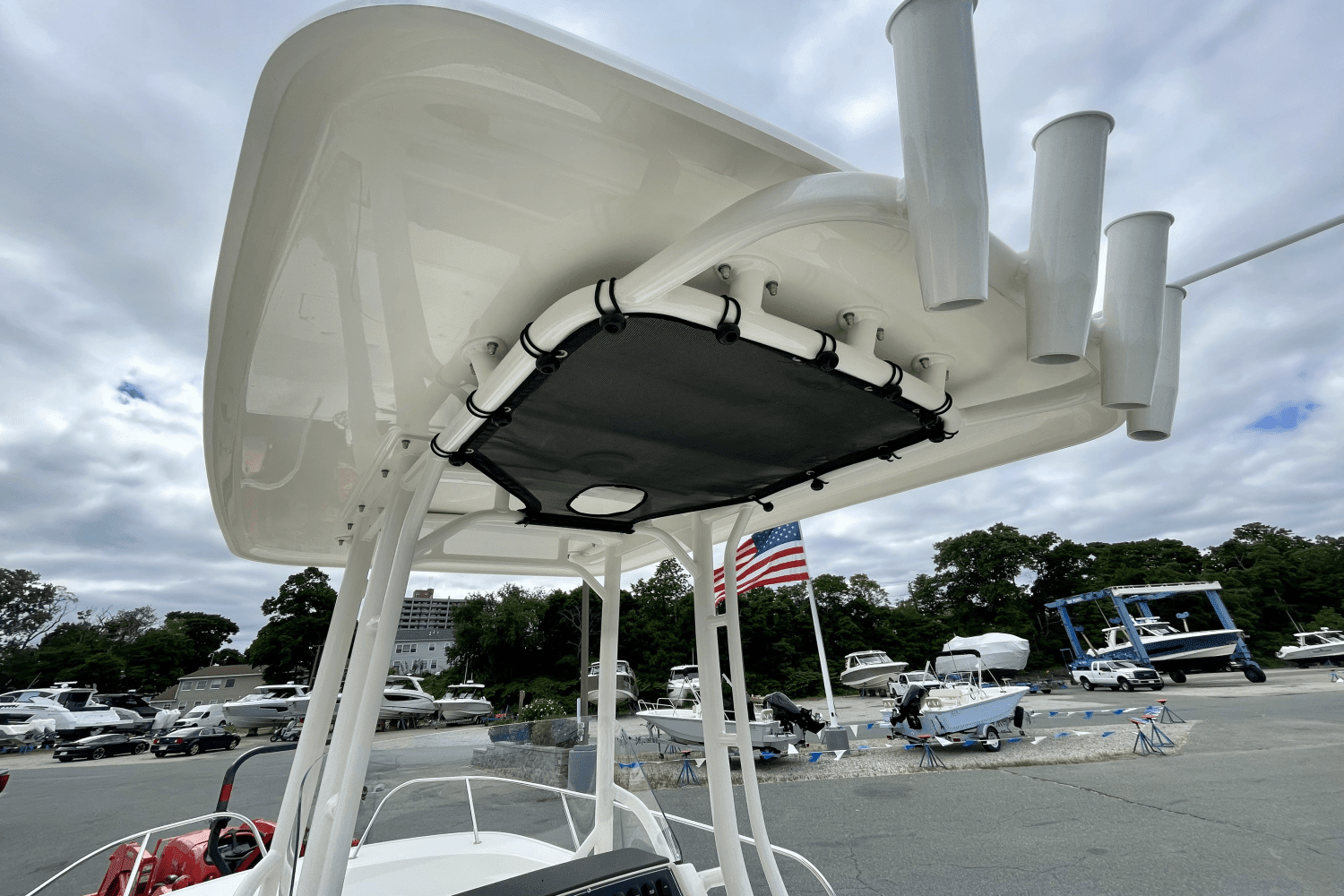 2022 Boston Whaler 210 Montauk Image Thumbnail #16