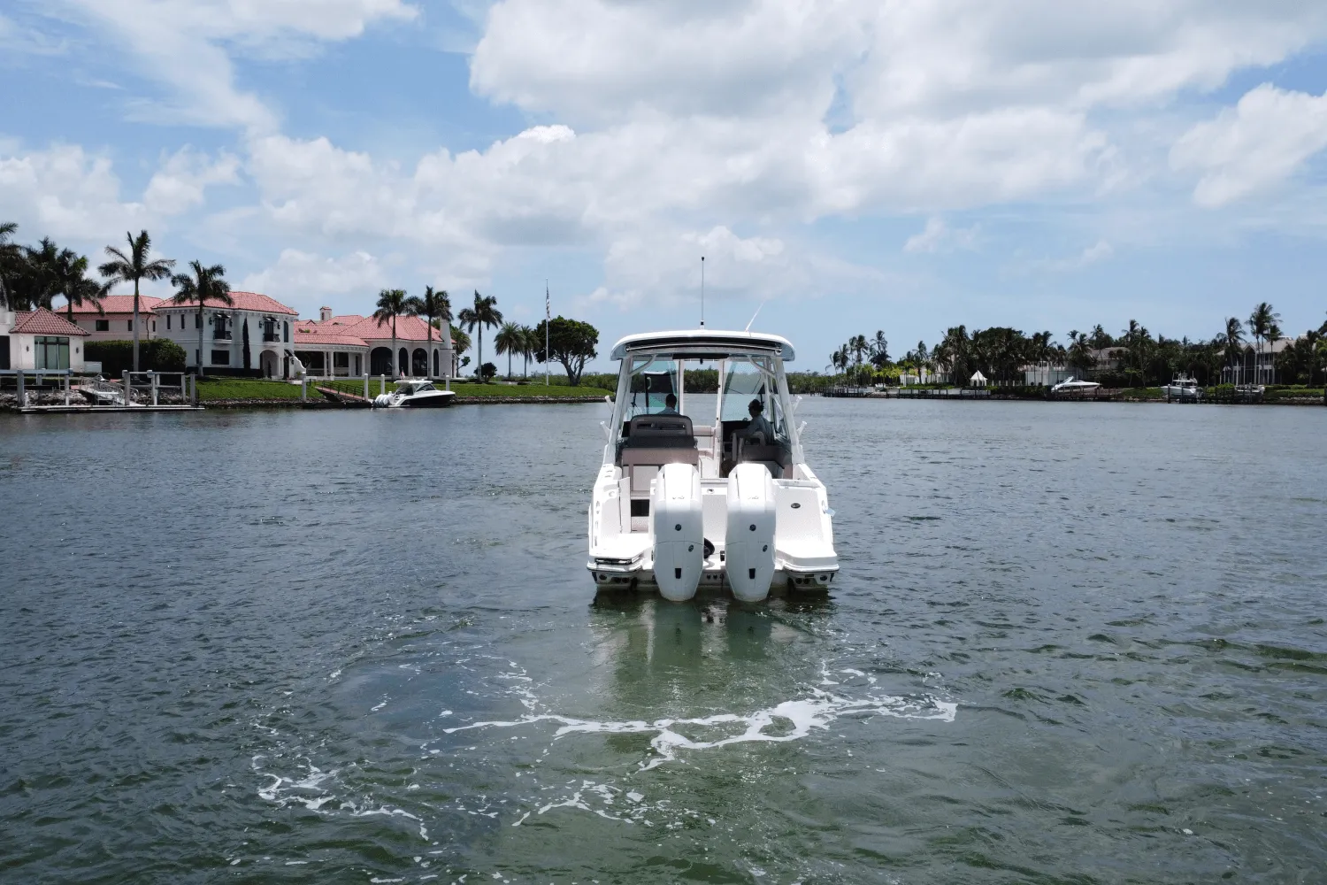 2025 Boston Whaler 330 Vantage Image Thumbnail #8