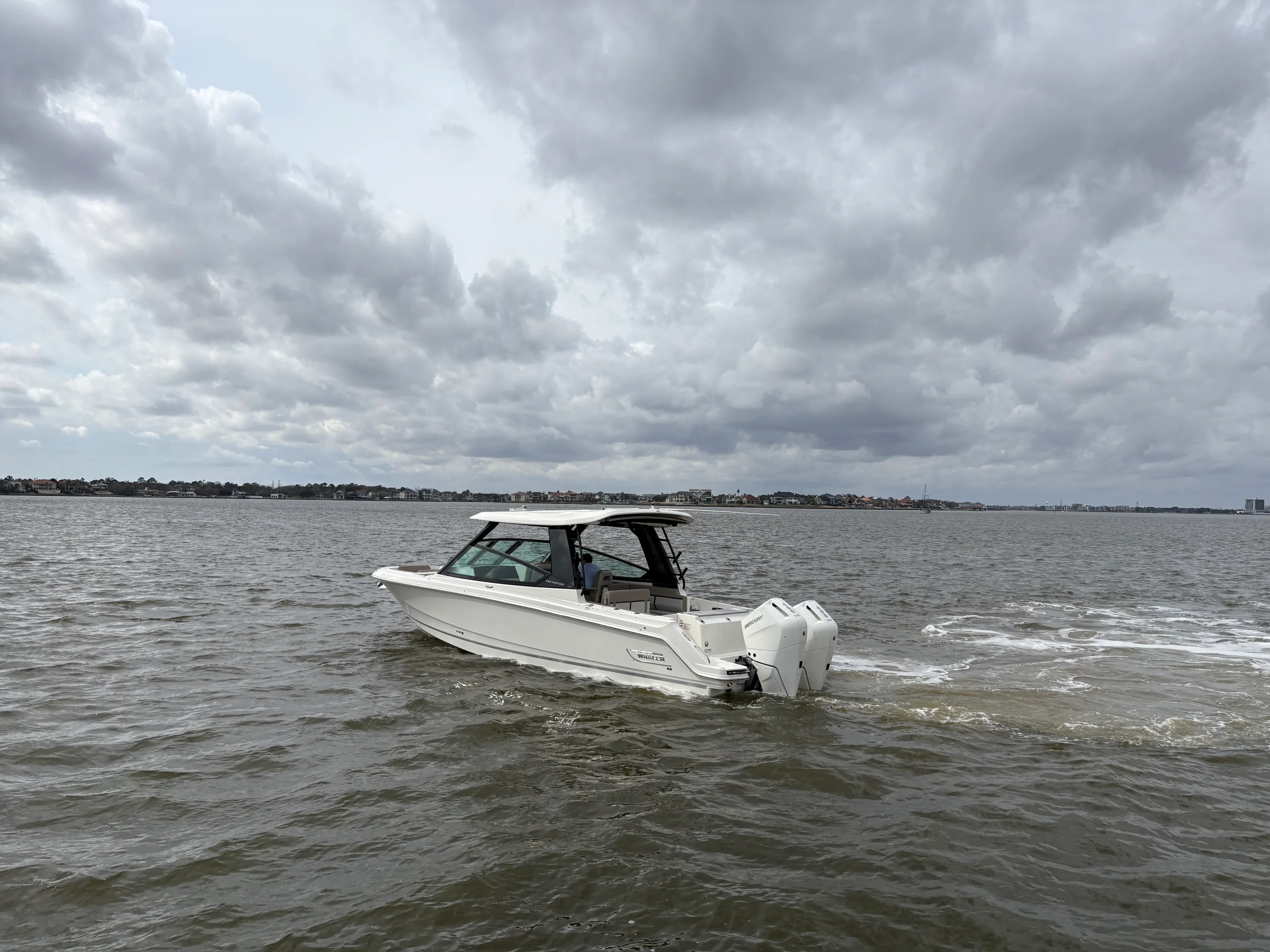 2025 Boston Whaler 330 Vantage Image Thumbnail #5