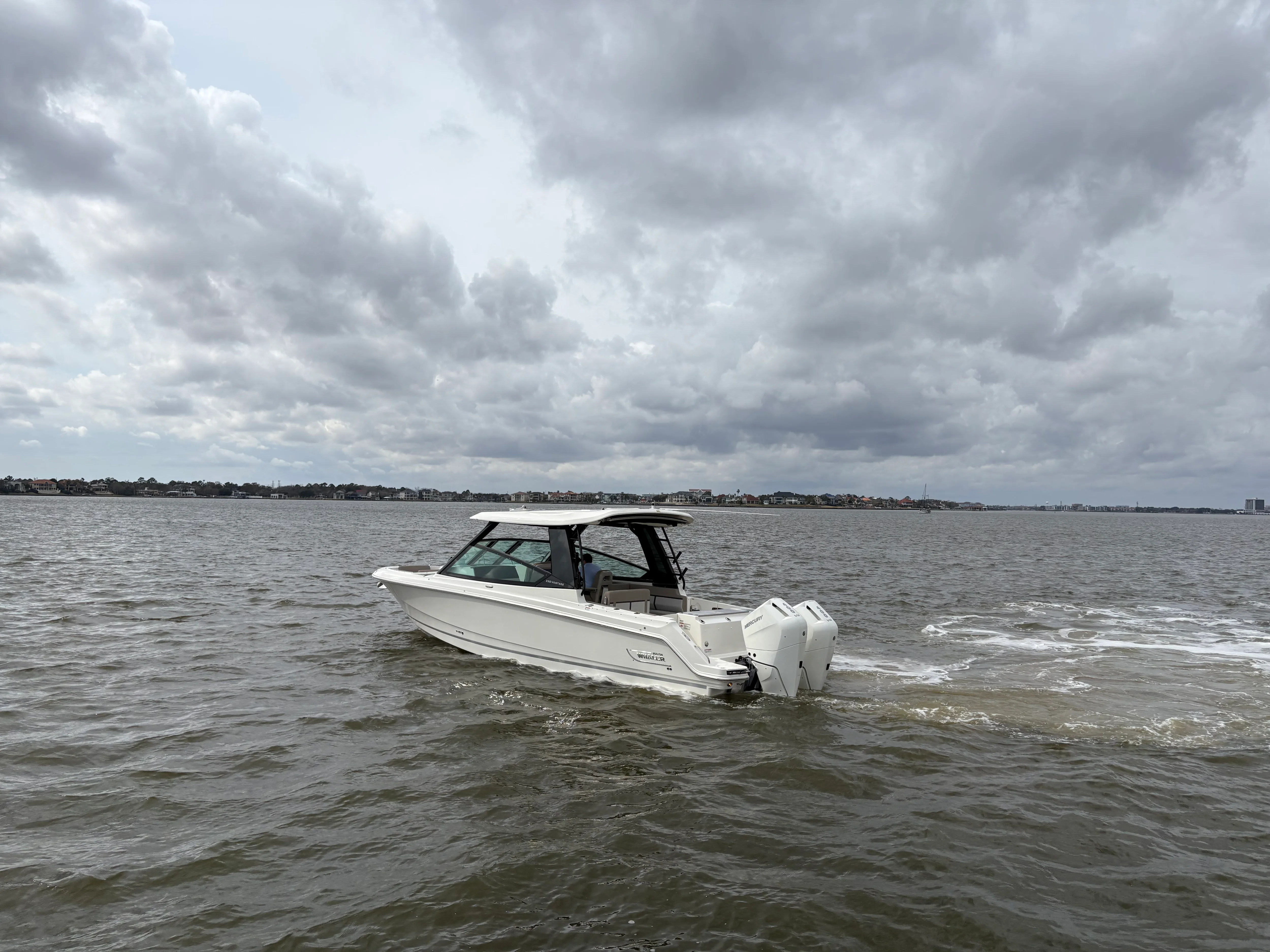 2025 Boston Whaler 330 Vantage Image Thumbnail #5