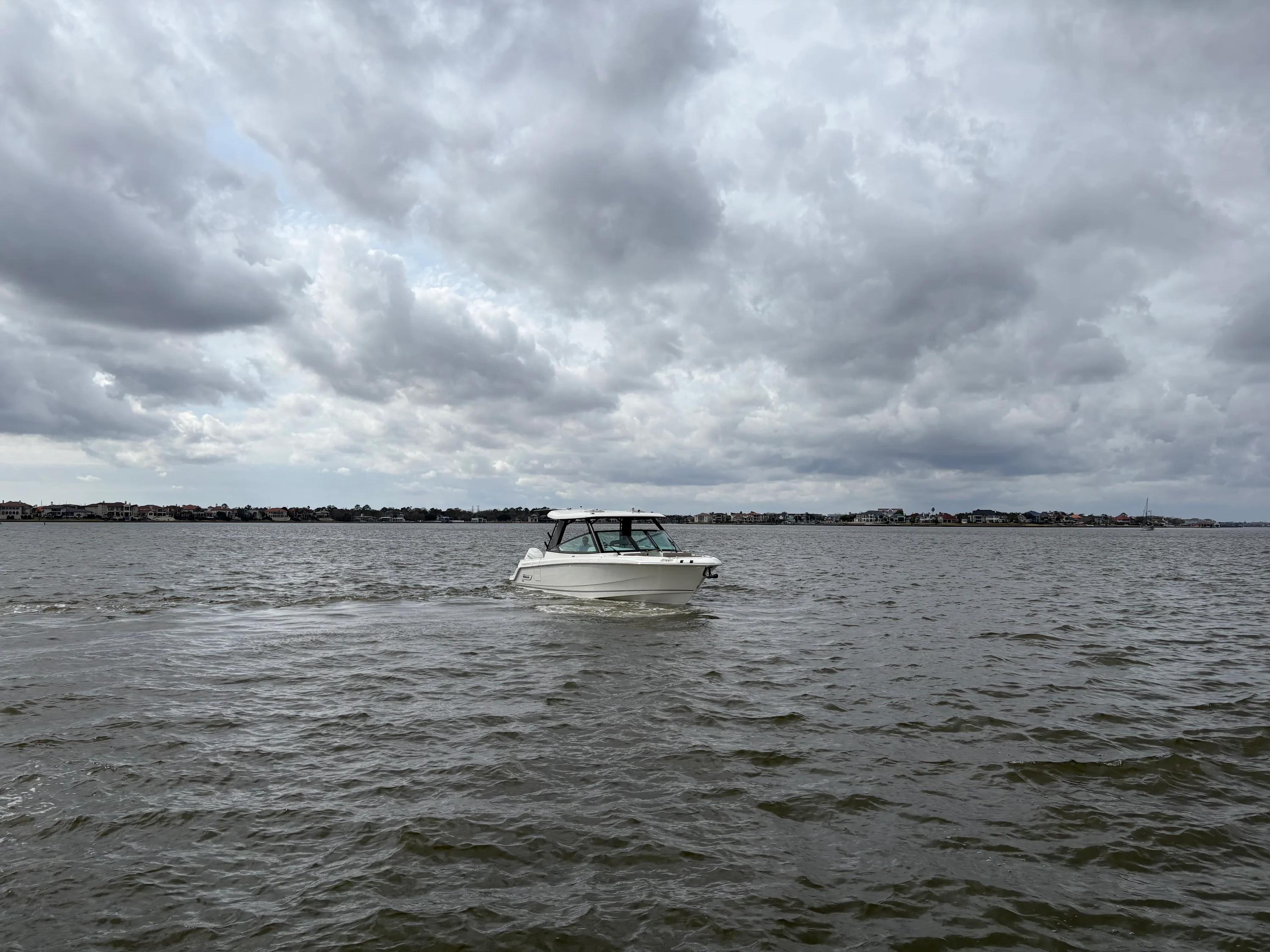 2025 Boston Whaler 330 Vantage Image Thumbnail #1