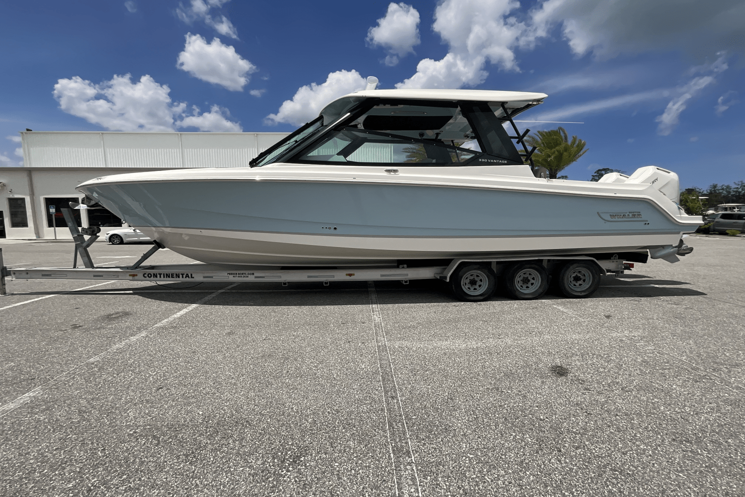 2025 Boston Whaler 330 Vantage Image Thumbnail #13