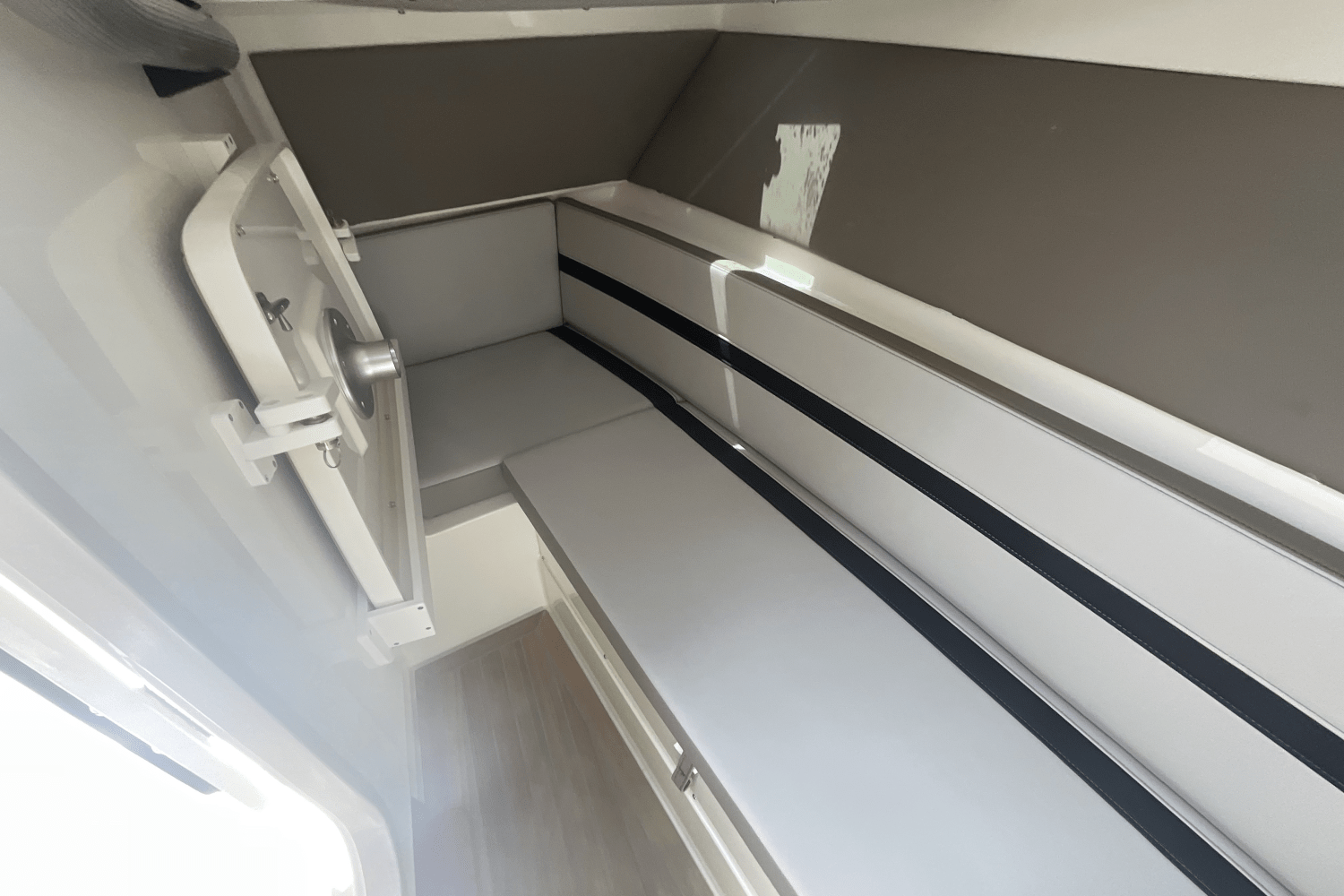 2025 Boston Whaler 330 Vantage Image Thumbnail #46