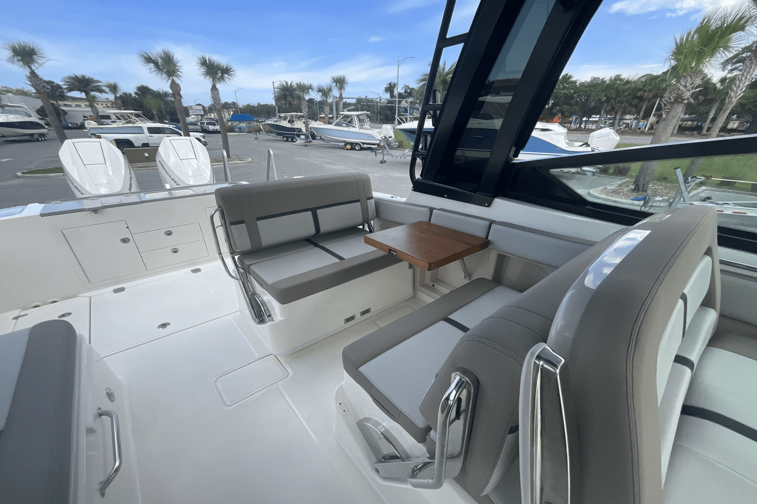2025 Boston Whaler 330 Vantage Image Thumbnail #33