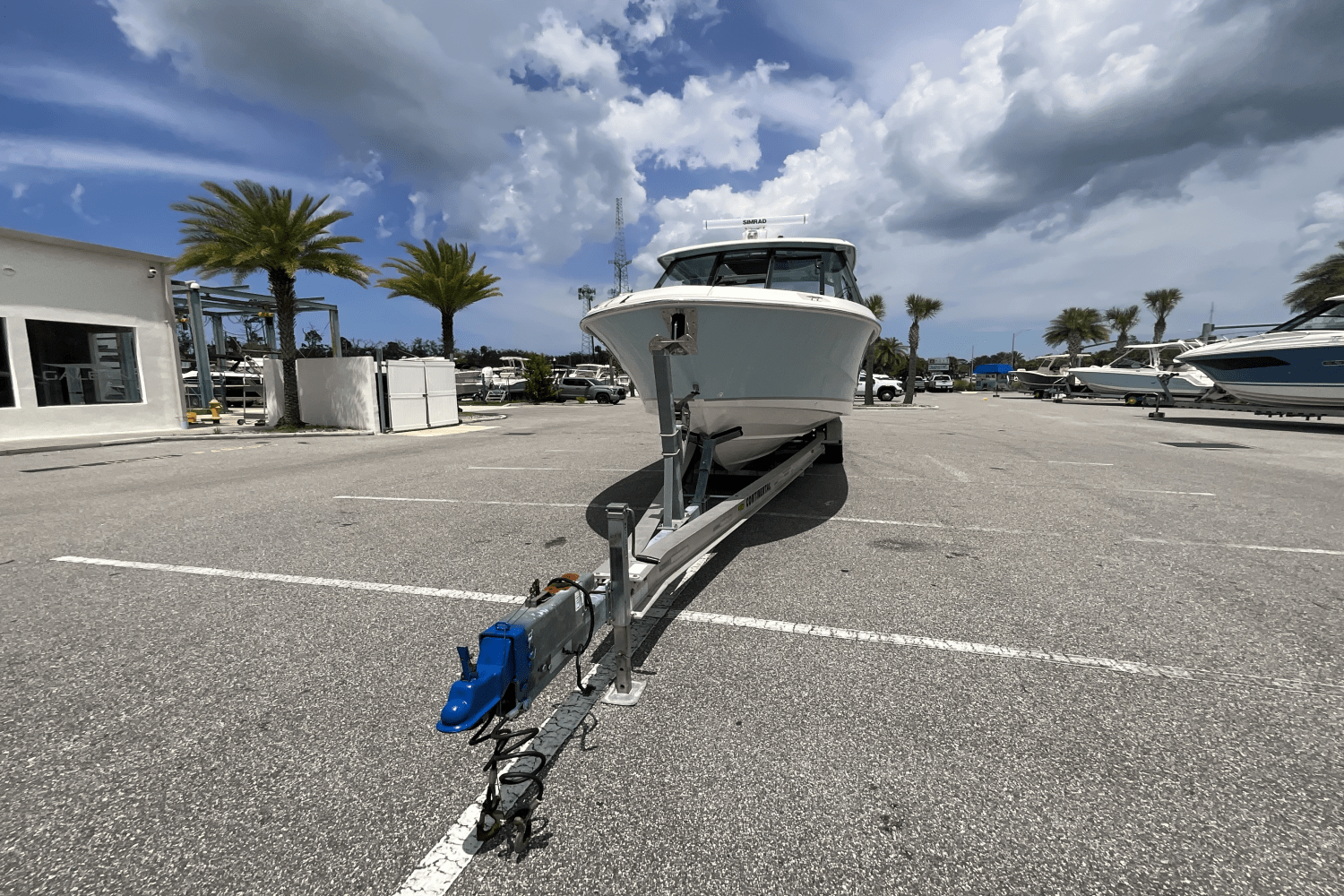 2025 Boston Whaler 330 Vantage Image Thumbnail #1