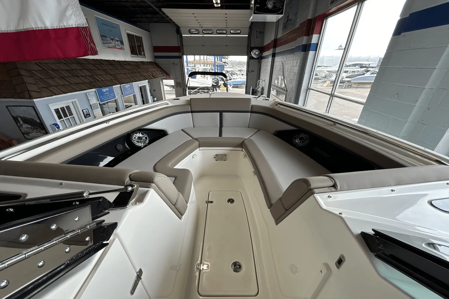 2026 Boston Whaler 330 Vantage Image Thumbnail #25