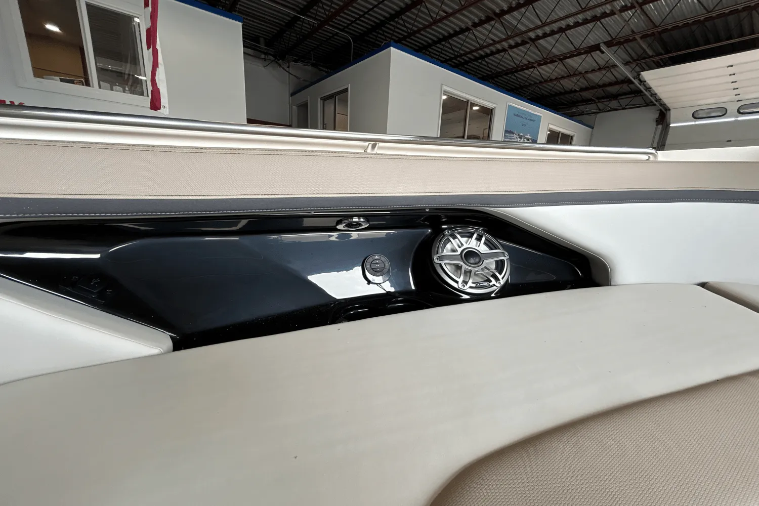 2026 Boston Whaler 330 Vantage Image Thumbnail #27