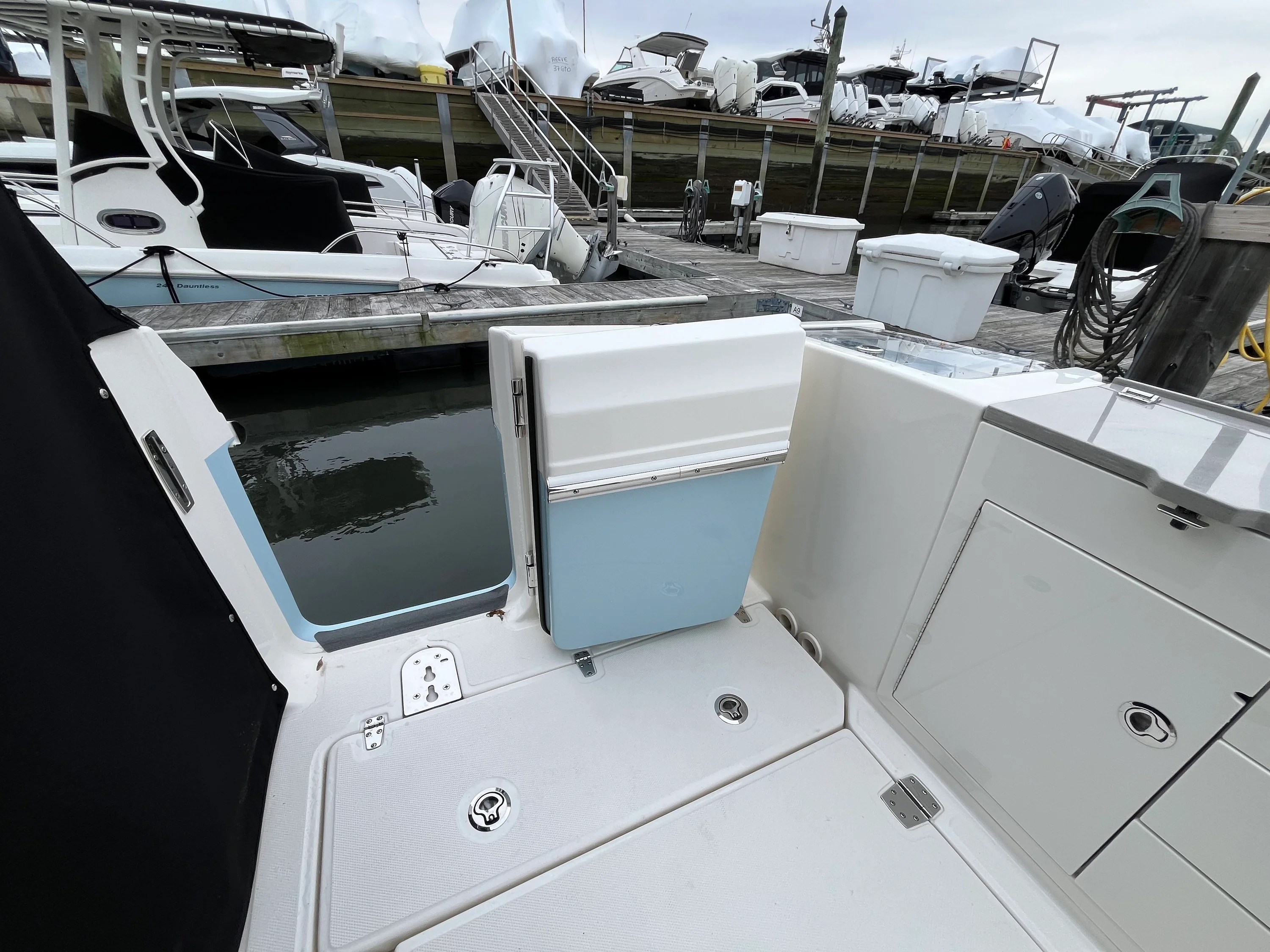 2026 Boston Whaler 330 Vantage Image Thumbnail #22