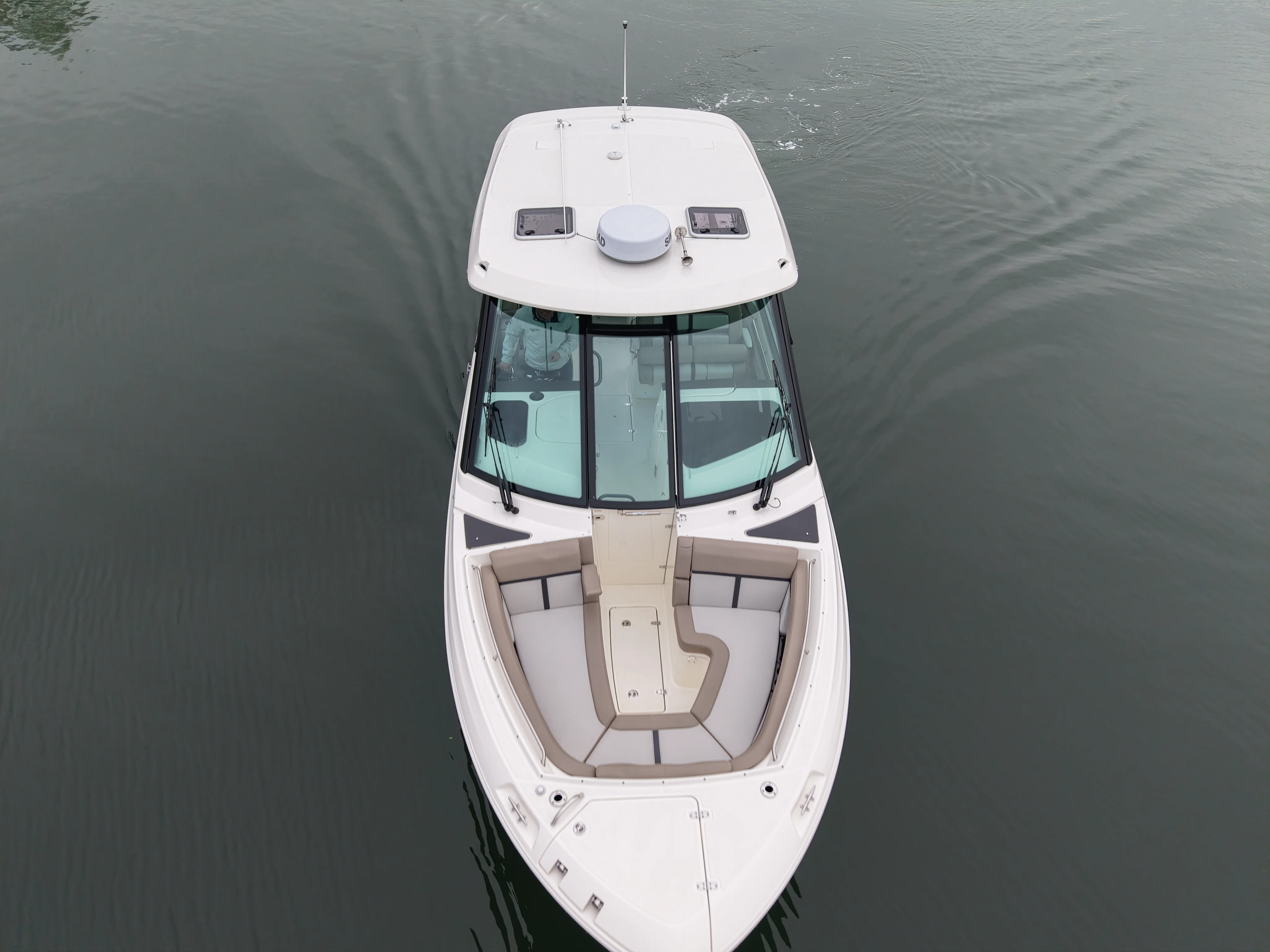 2026 Boston Whaler 330 Vantage Image Thumbnail #16