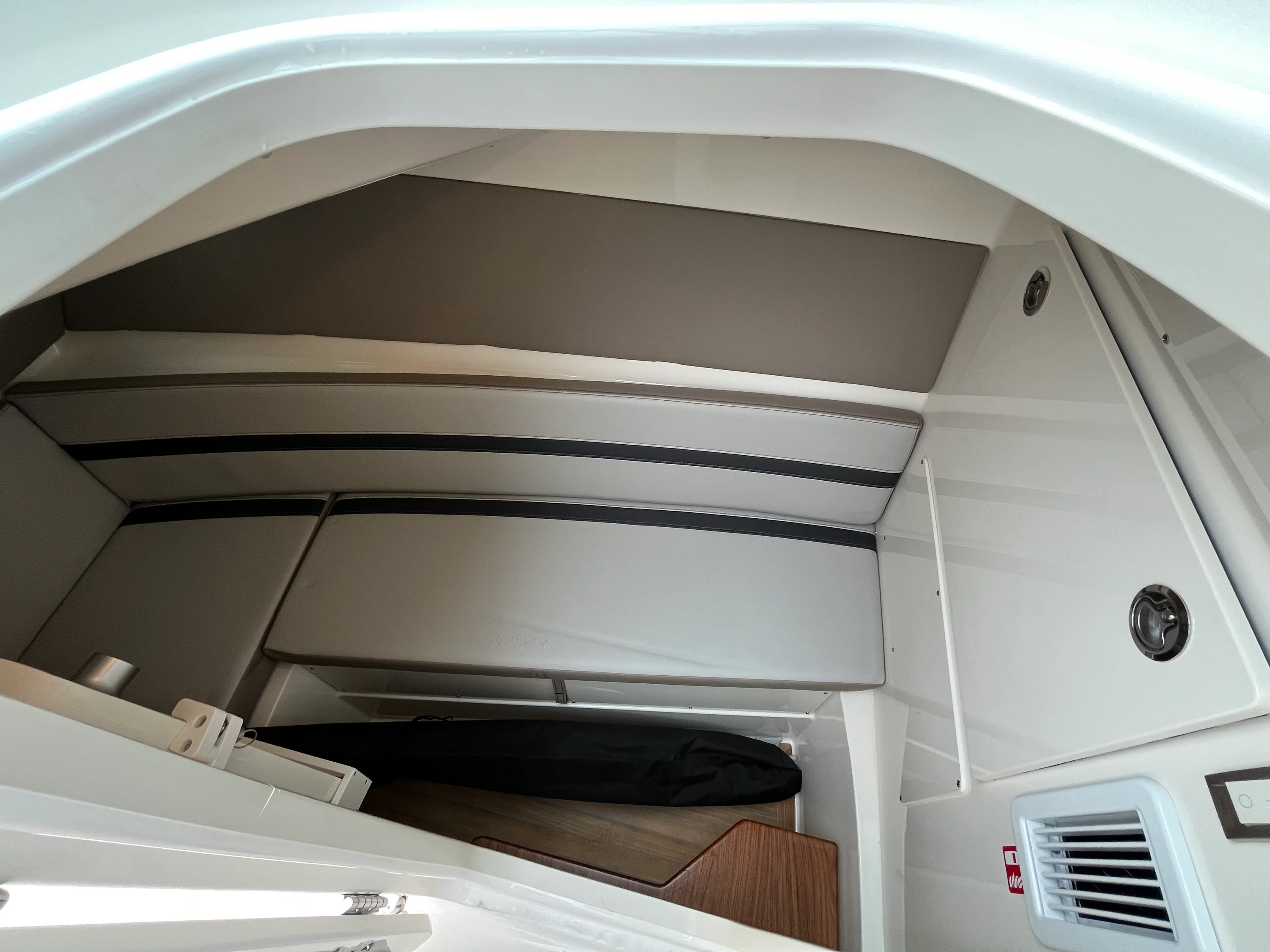 2026 Boston Whaler 330 Vantage Image Thumbnail #36