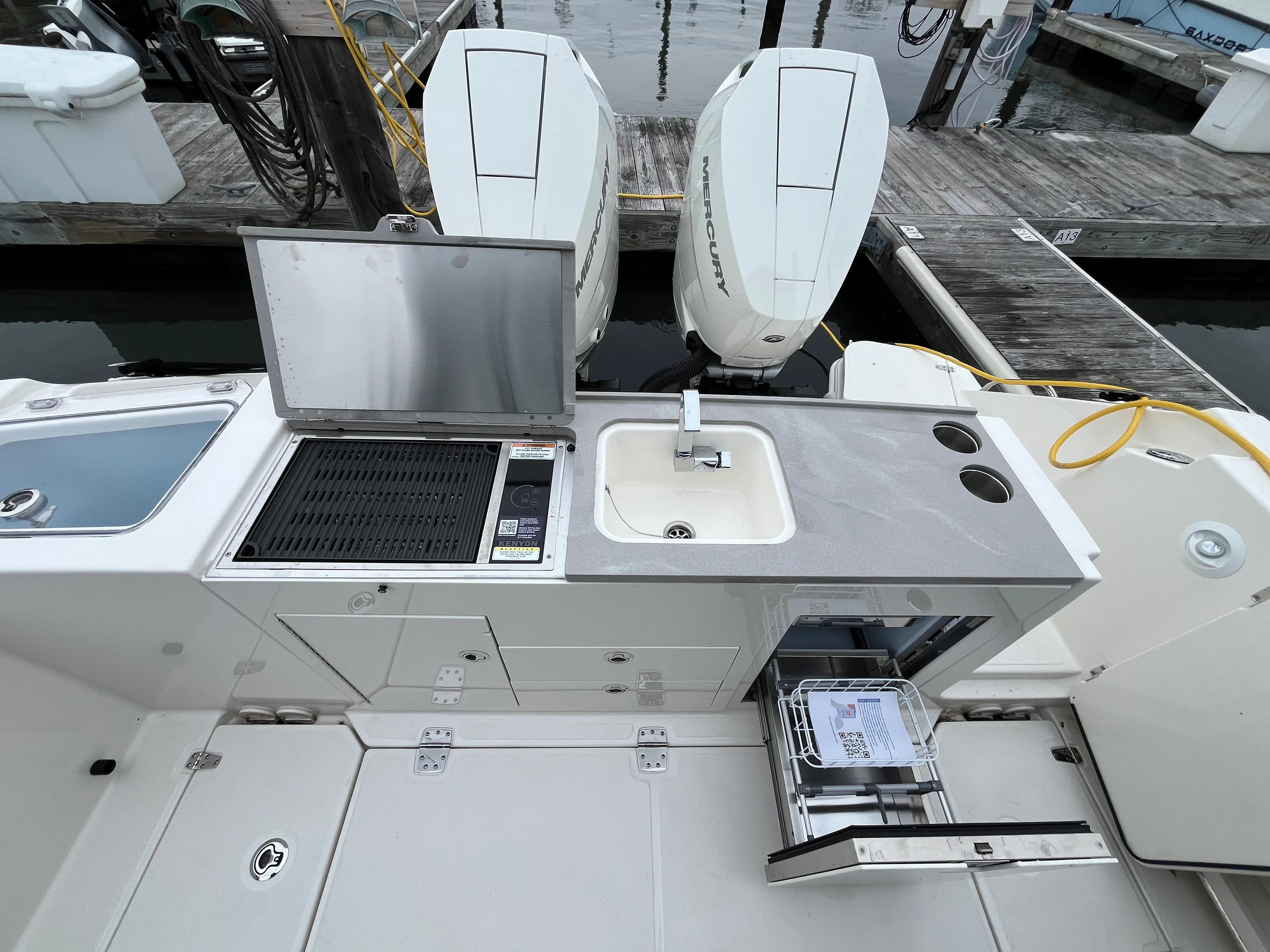 2026 Boston Whaler 330 Vantage Image Thumbnail #20