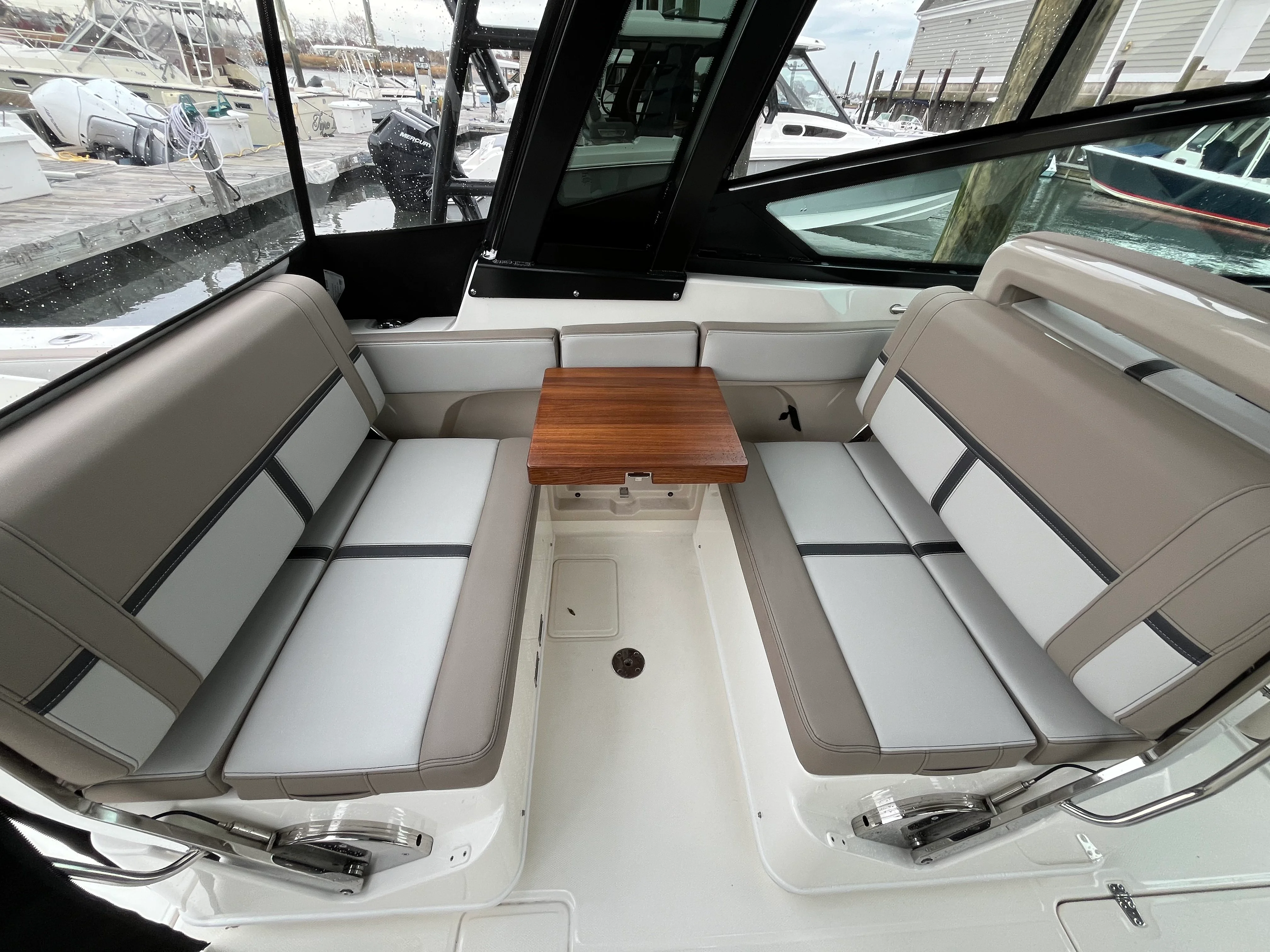 2026 Boston Whaler 330 Vantage Image Thumbnail #25